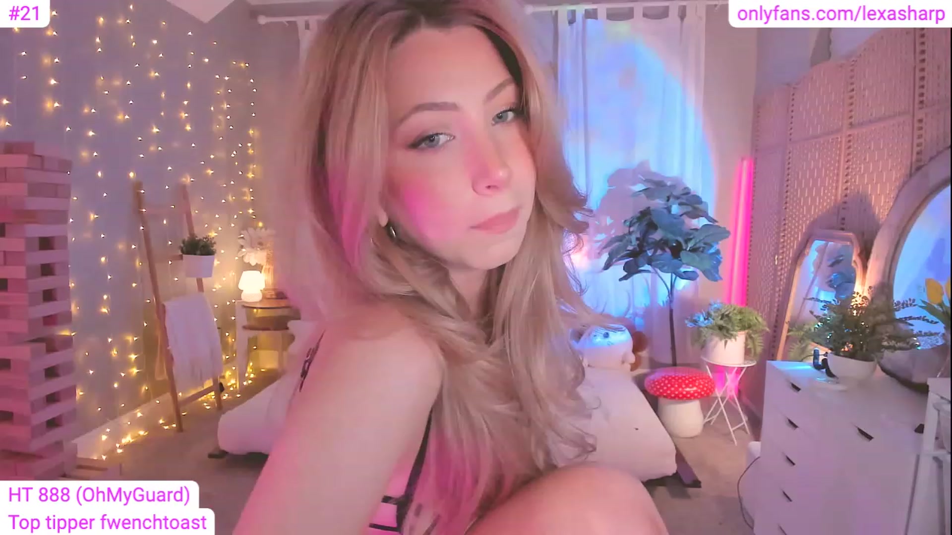 Gallery image thumbnail from alexasharp's myfreecams stream on, 08/12/2023, 03:54 image 5 of 20