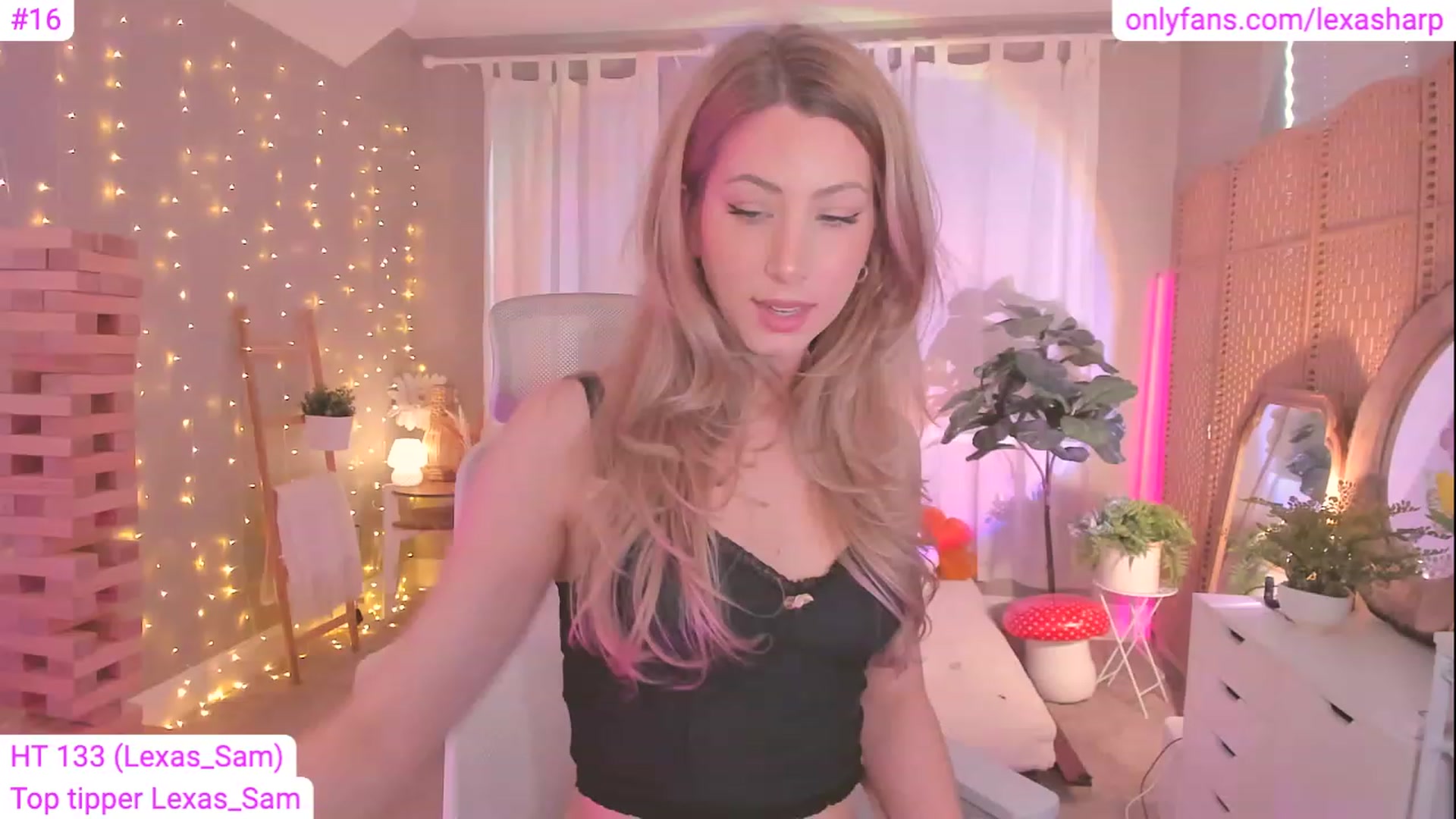 Gallery image thumbnail from alexasharp's myfreecams stream on, 08/14/2023, 23:52 image 4 of 20