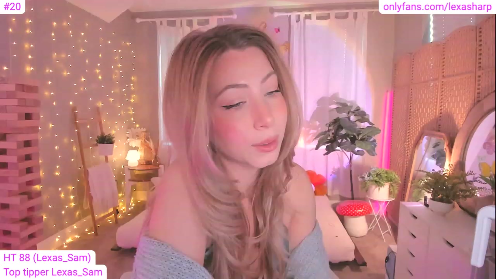 Gallery image thumbnail from alexasharp's myfreecams stream on, 08/17/2023, 24:02 image 3 of 20
