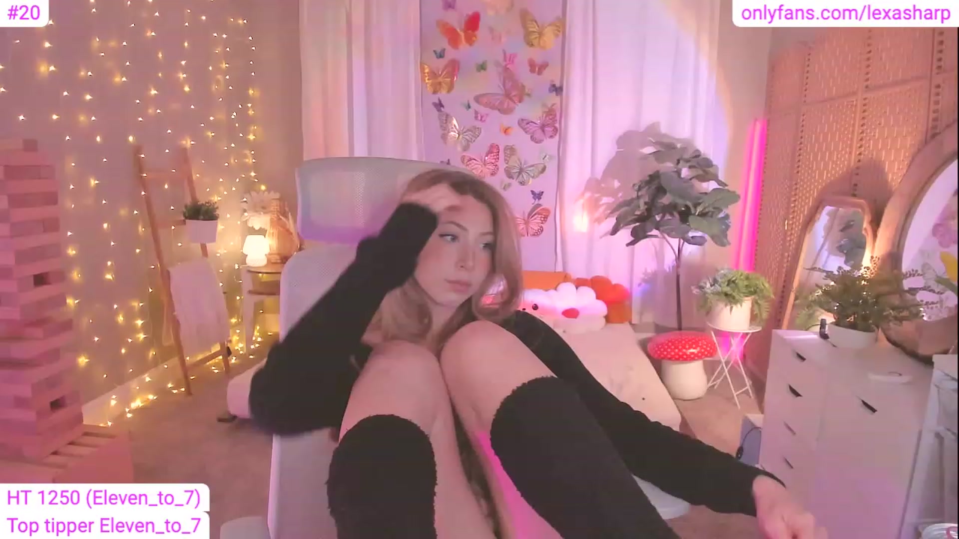 Gallery image thumbnail from alexasharp's myfreecams stream on, 08/18/2023, 04:11 image 8 of 20