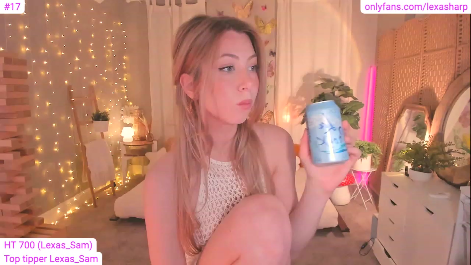 Gallery image thumbnail from alexasharp's myfreecams stream on, 08/20/2023, 03:02 image 17 of 20