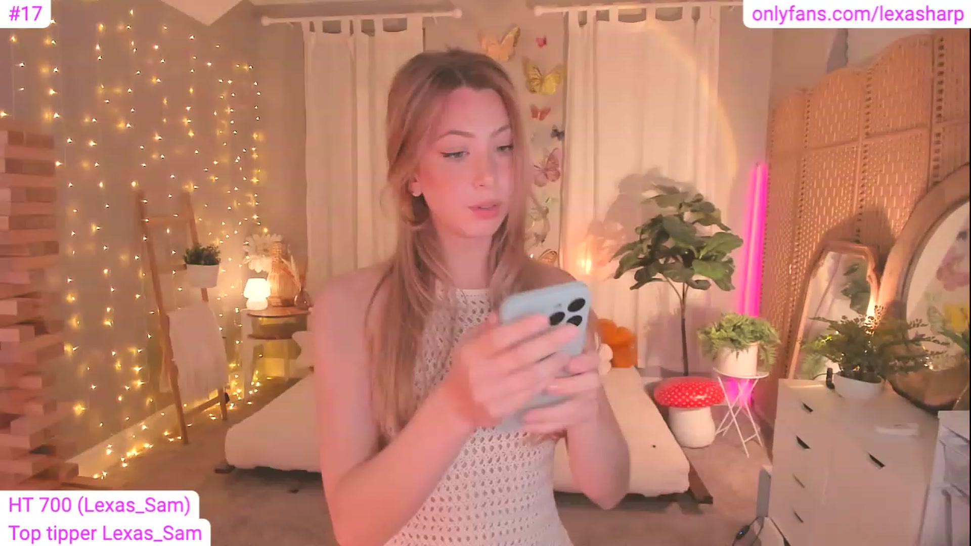 Gallery image thumbnail from alexasharp's myfreecams stream on, 08/20/2023, 03:02 image 5 of 20