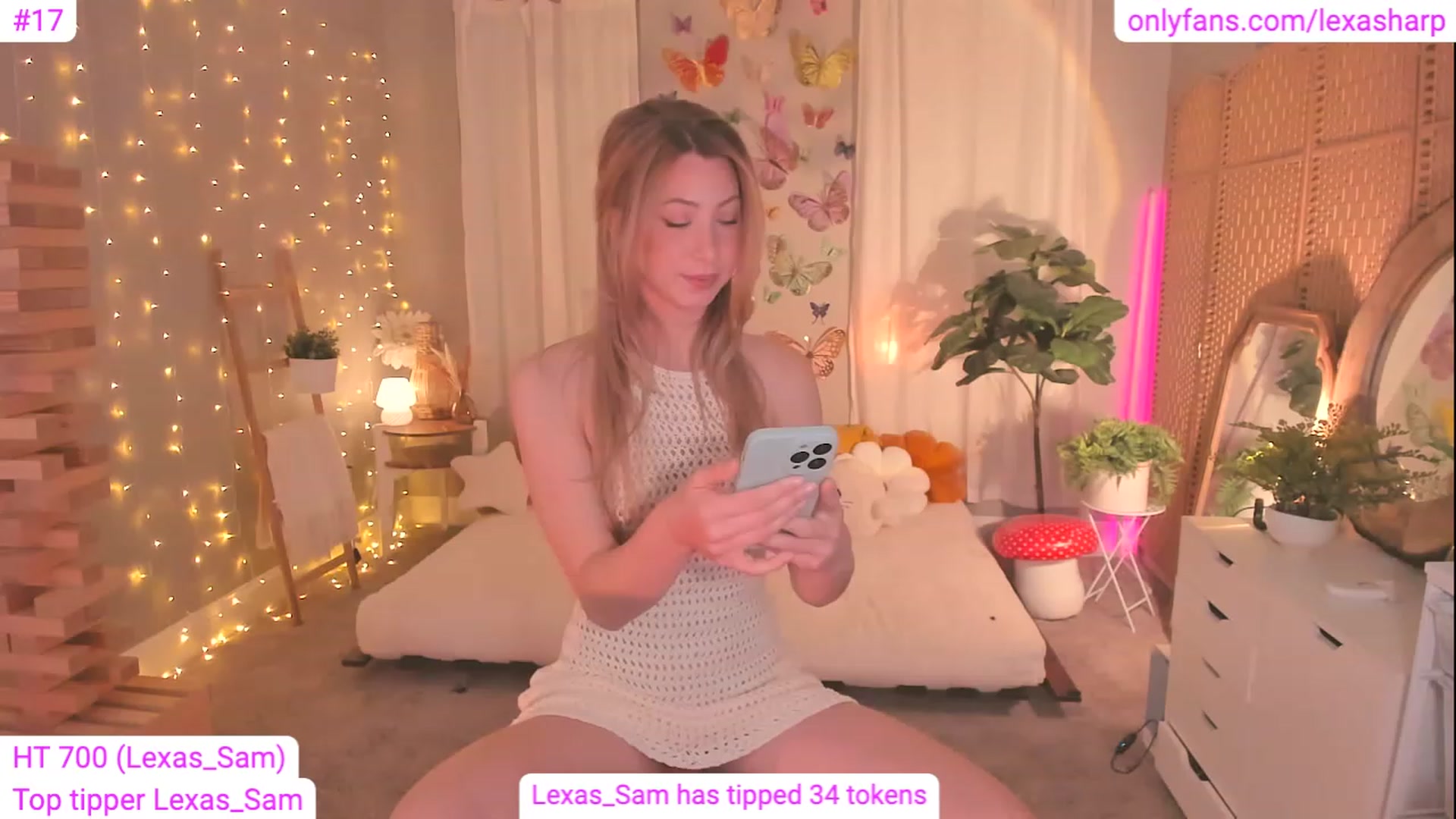 Gallery image thumbnail from alexasharp's myfreecams stream on, 08/20/2023, 03:02 image 13 of 20