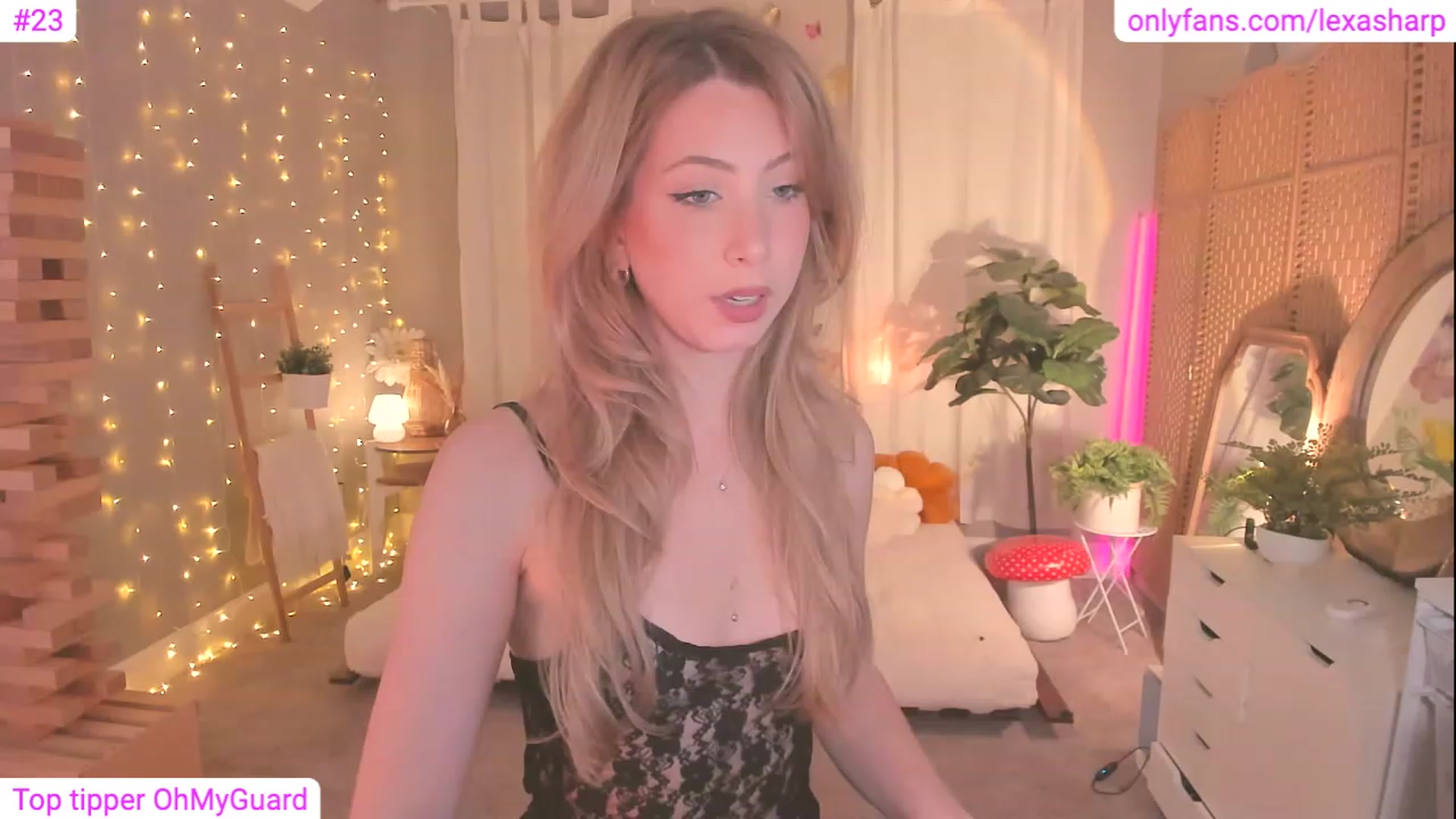 Gallery image thumbnail from alexasharp's myfreecams stream on, 08/23/2023, 02:39 image 7 of 20