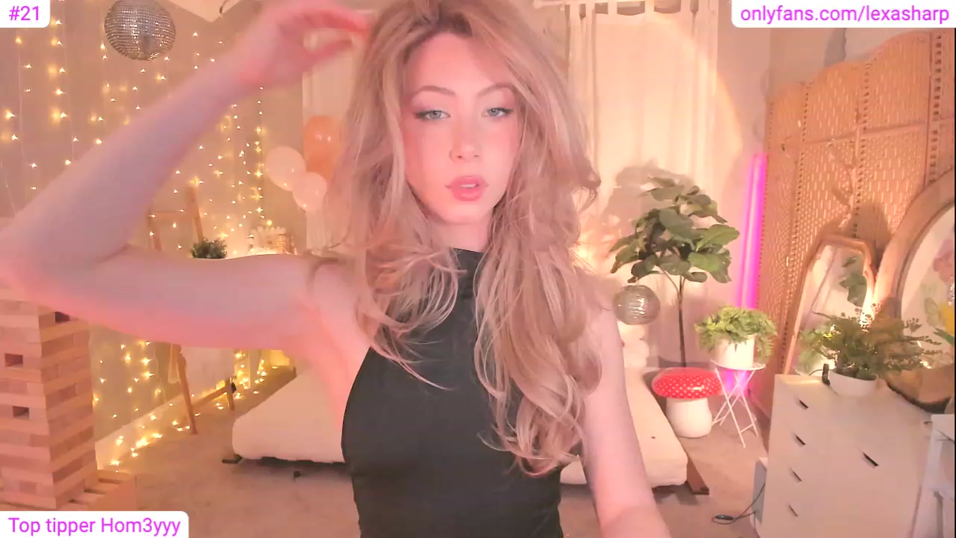 Gallery image thumbnail from alexasharp's myfreecams stream on, 08/26/2023, 04:16 image 1 of 20