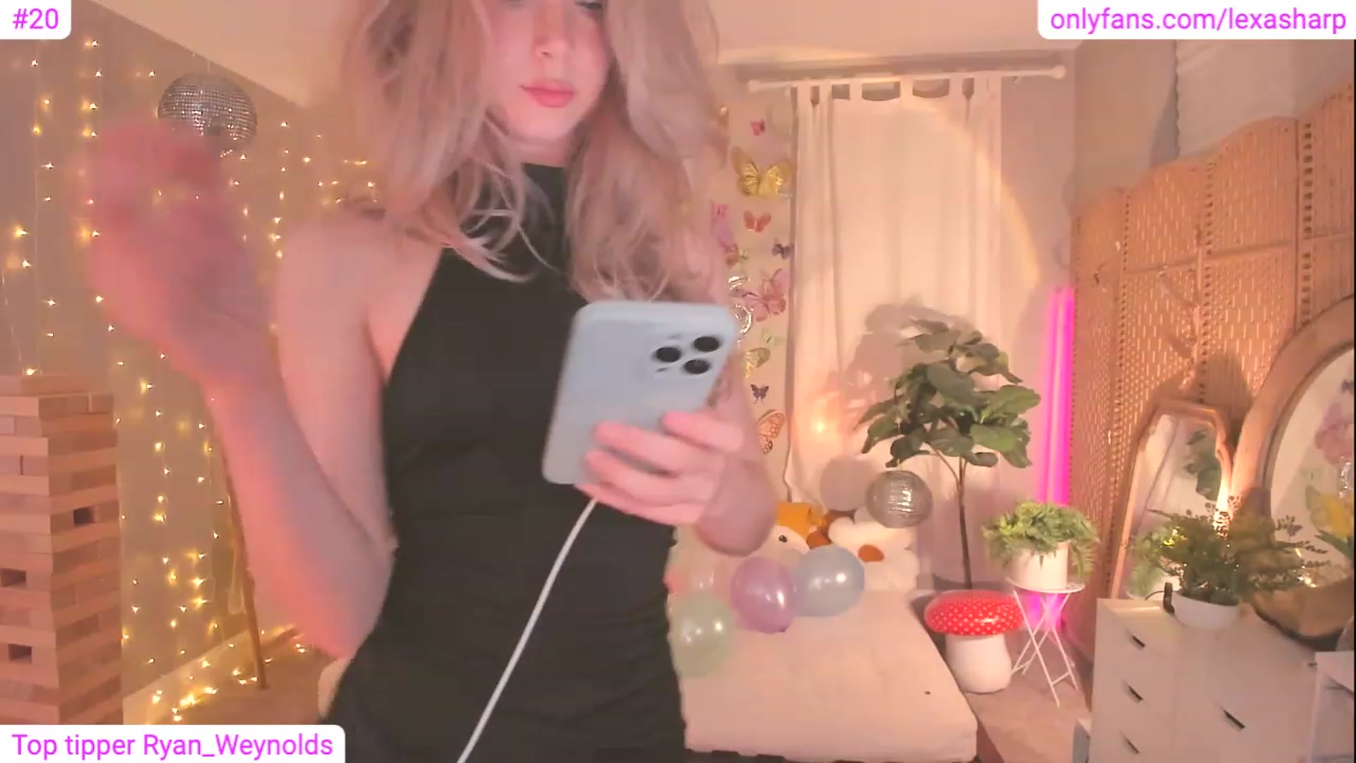 Gallery image thumbnail from alexasharp's myfreecams stream on, 08/26/2023, 04:16 image 4 of 20