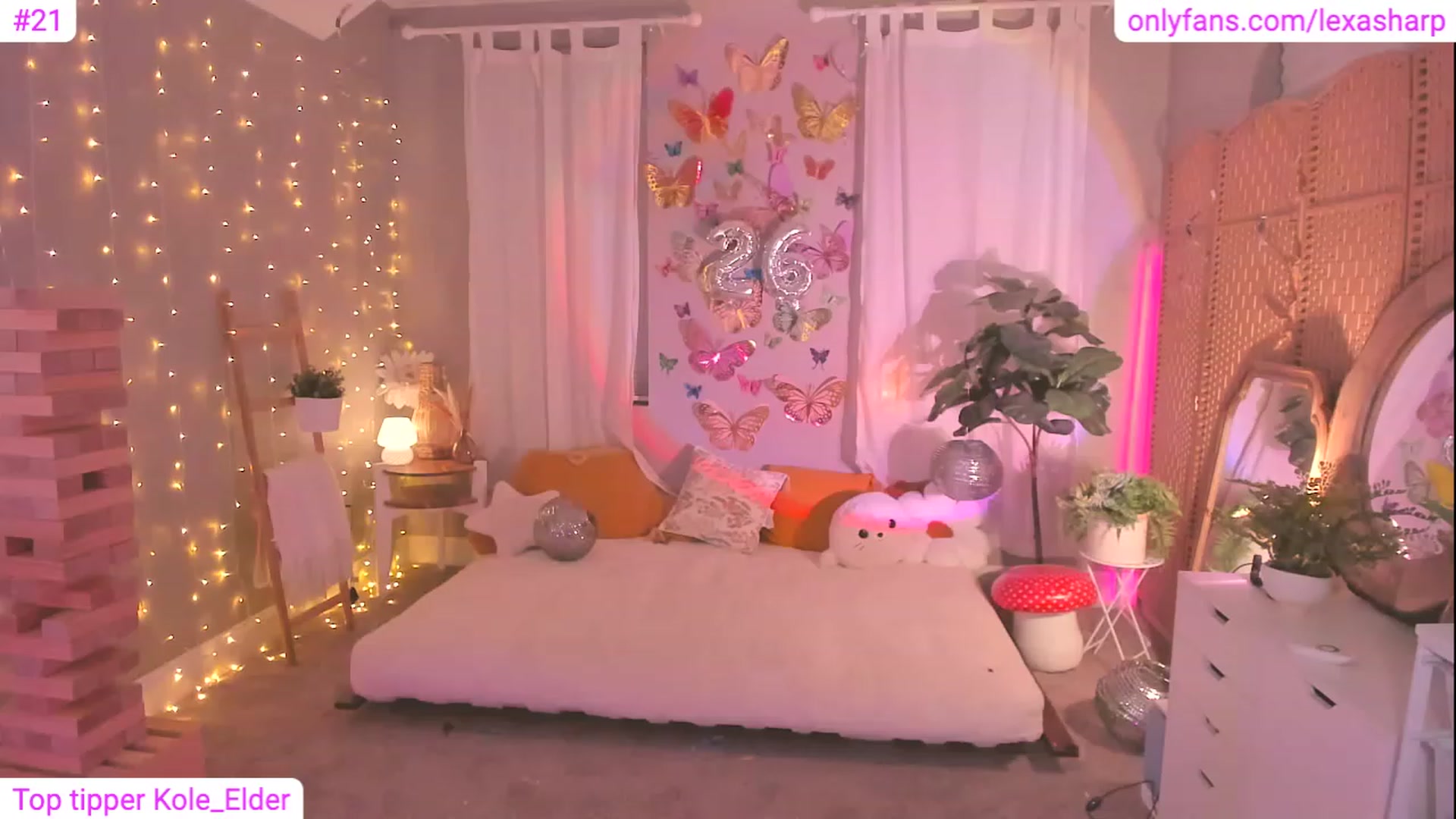 Gallery image thumbnail from alexasharp's myfreecams stream on, 08/30/2023, 01:36 image 1 of 20