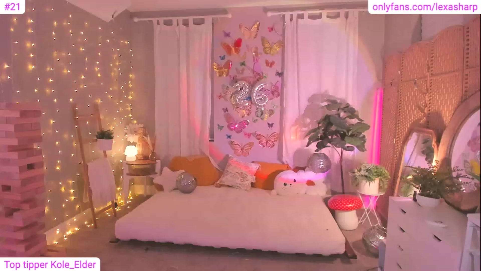 Gallery image thumbnail from alexasharp's myfreecams stream on, 08/30/2023, 01:36 image 2 of 20