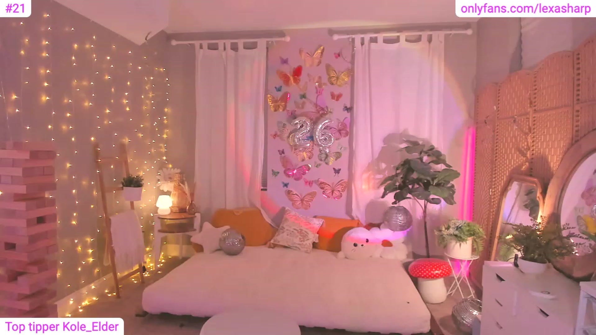 Gallery image thumbnail from alexasharp's myfreecams stream on, 08/30/2023, 01:53 image 13 of 20