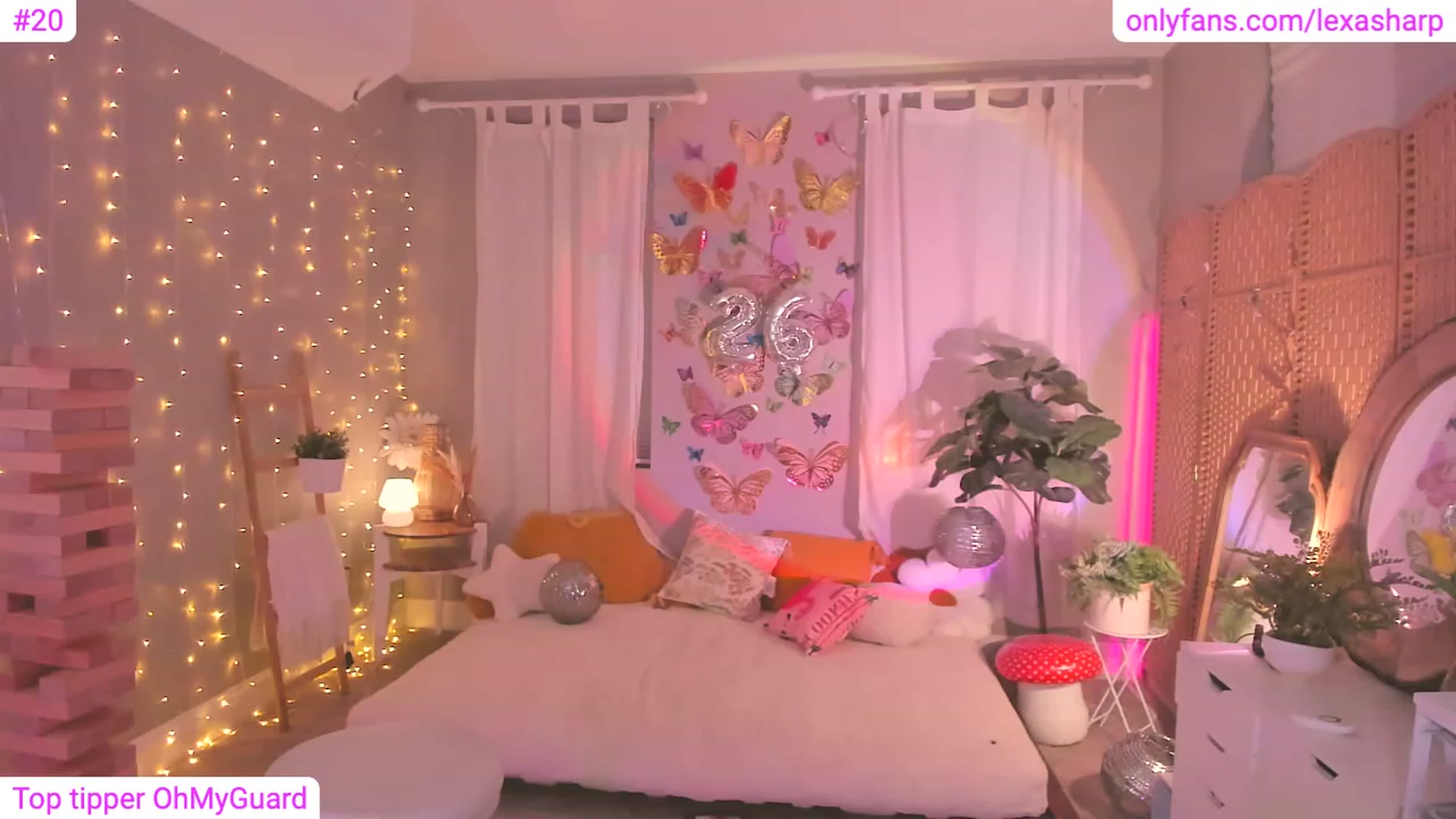 Gallery image thumbnail from alexasharp's myfreecams stream on, 08/30/2023, 04:36 image 15 of 20