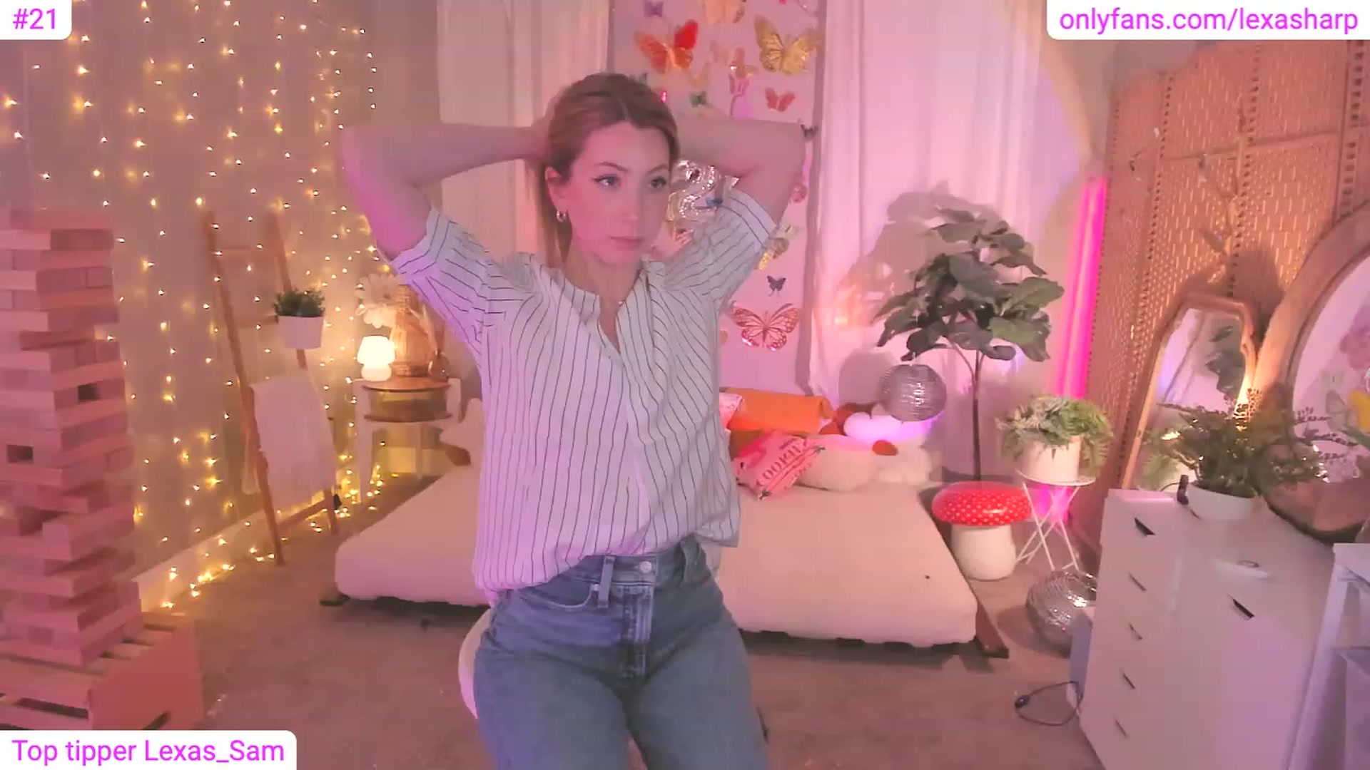 Gallery image thumbnail from alexasharp's myfreecams stream on, 08/30/2023, 04:36 image 6 of 20