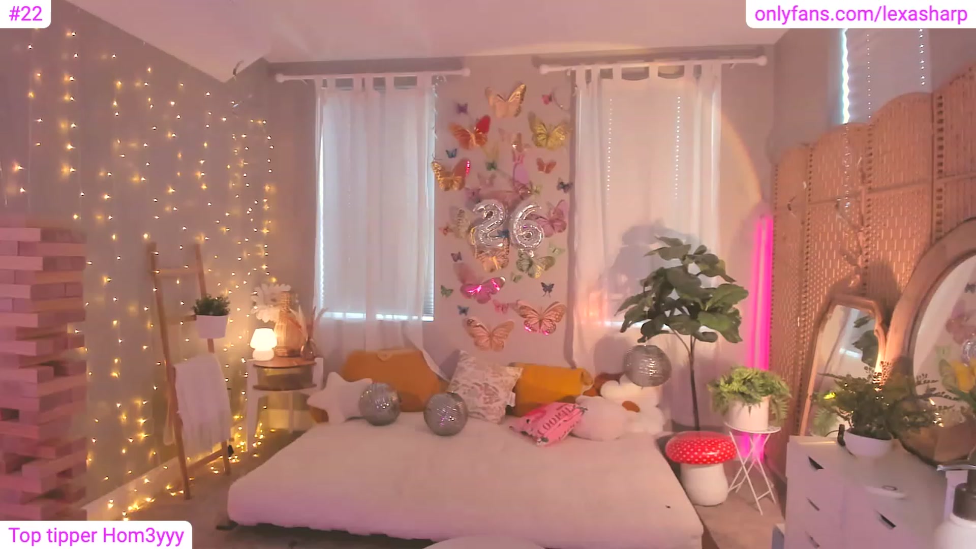 Gallery image thumbnail from alexasharp's myfreecams stream on, 08/30/2023, 22:19 image 12 of 20