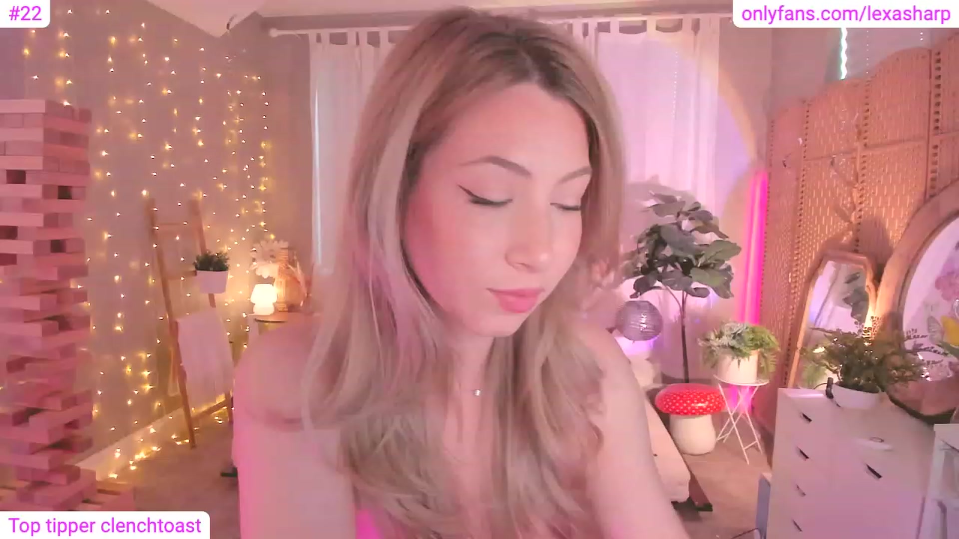 Gallery image thumbnail from alexasharp's myfreecams stream on, 08/30/2023, 23:39 image 17 of 20