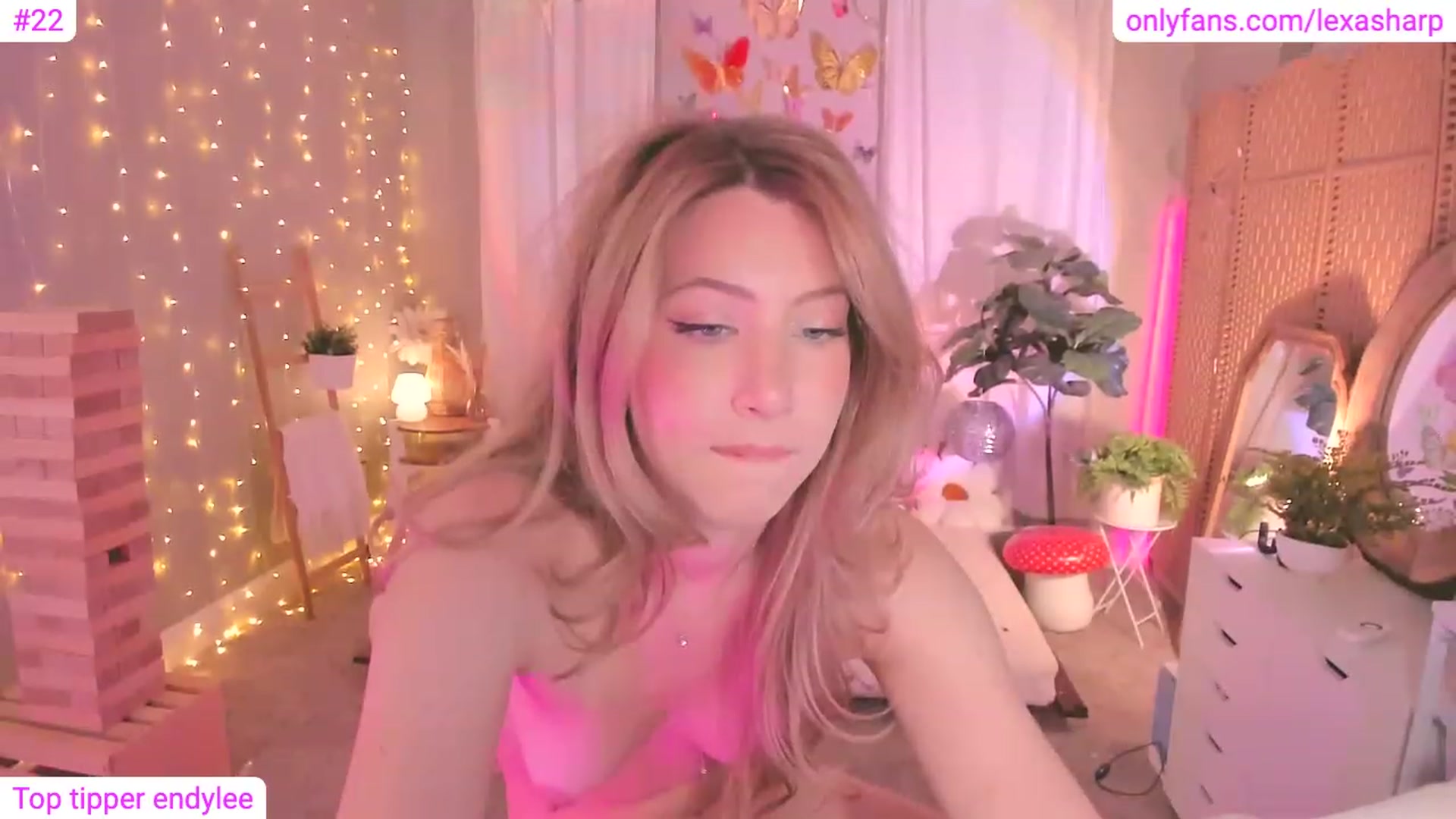 Gallery image thumbnail from alexasharp's myfreecams stream on, 09/01/2023, 06:48 image 13 of 20