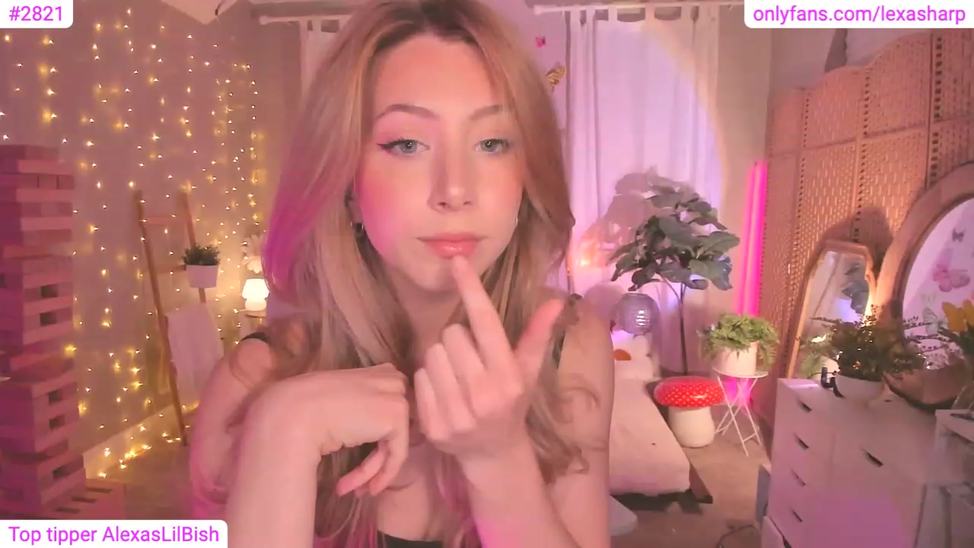 Gallery image thumbnail from alexasharp's myfreecams stream on, 09/20/2023, 02:46 image 14 of 20