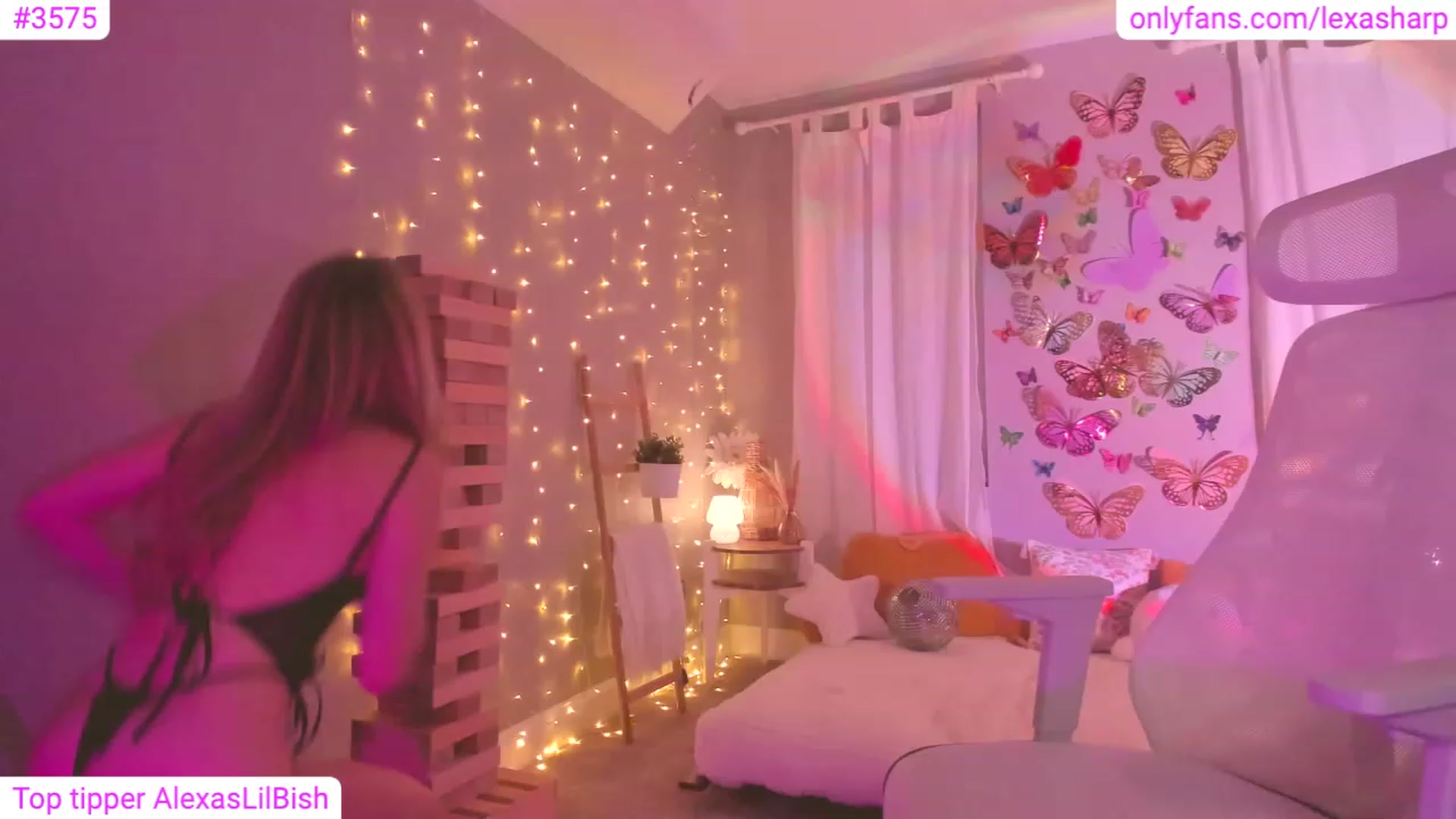 Gallery image thumbnail from alexasharp's myfreecams stream on, 09/20/2023, 02:46 image 5 of 20