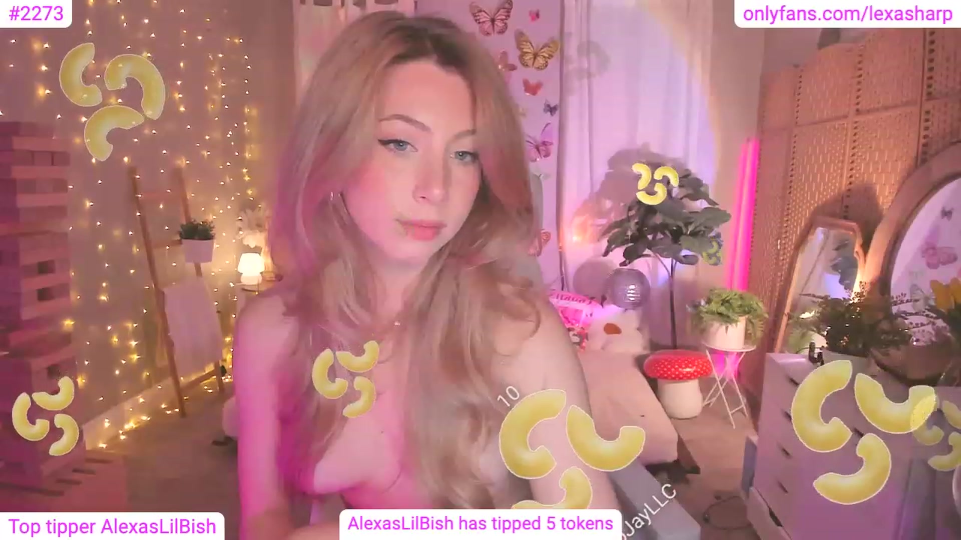 Gallery image thumbnail from alexasharp's myfreecams stream on, 09/20/2023, 03:41 image 11 of 20
