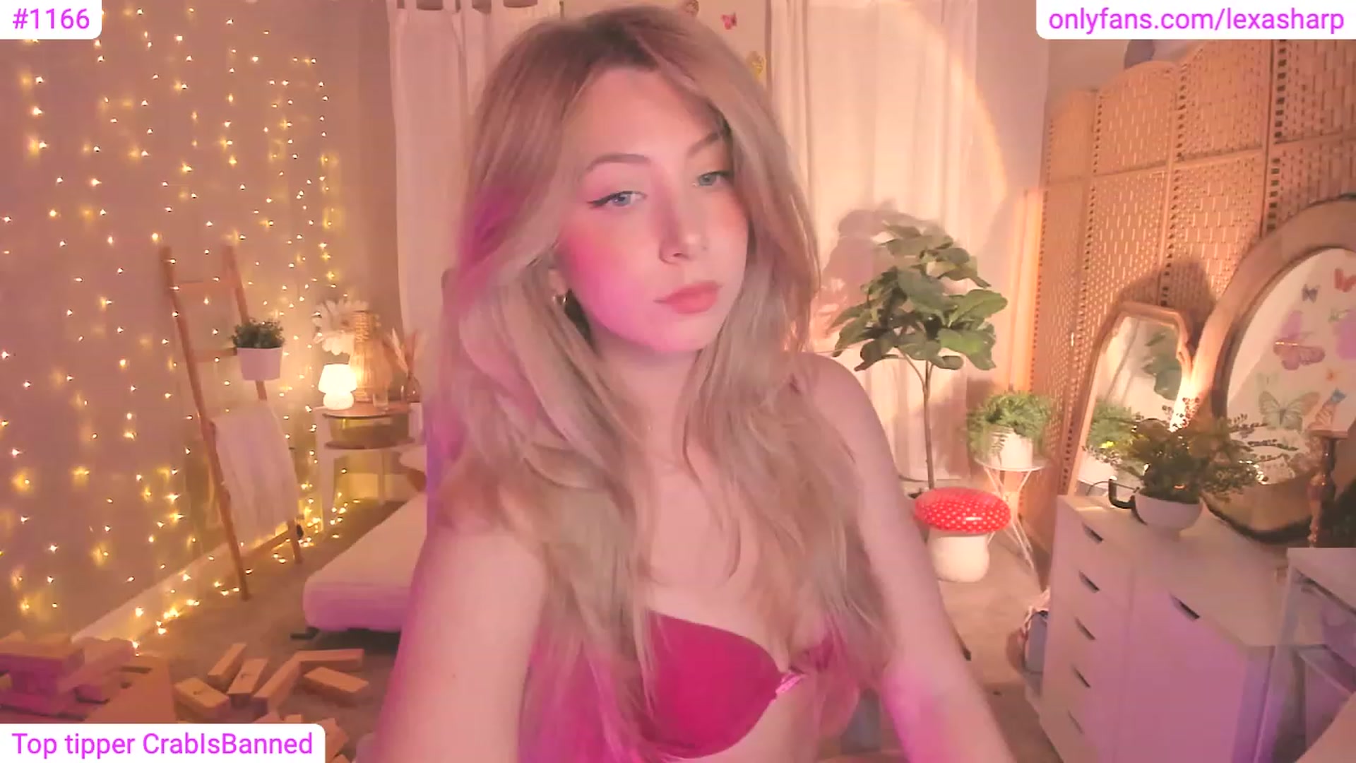 Gallery image thumbnail from alexasharp's myfreecams stream on, 09/26/2023, 24:52 image 19 of 20
