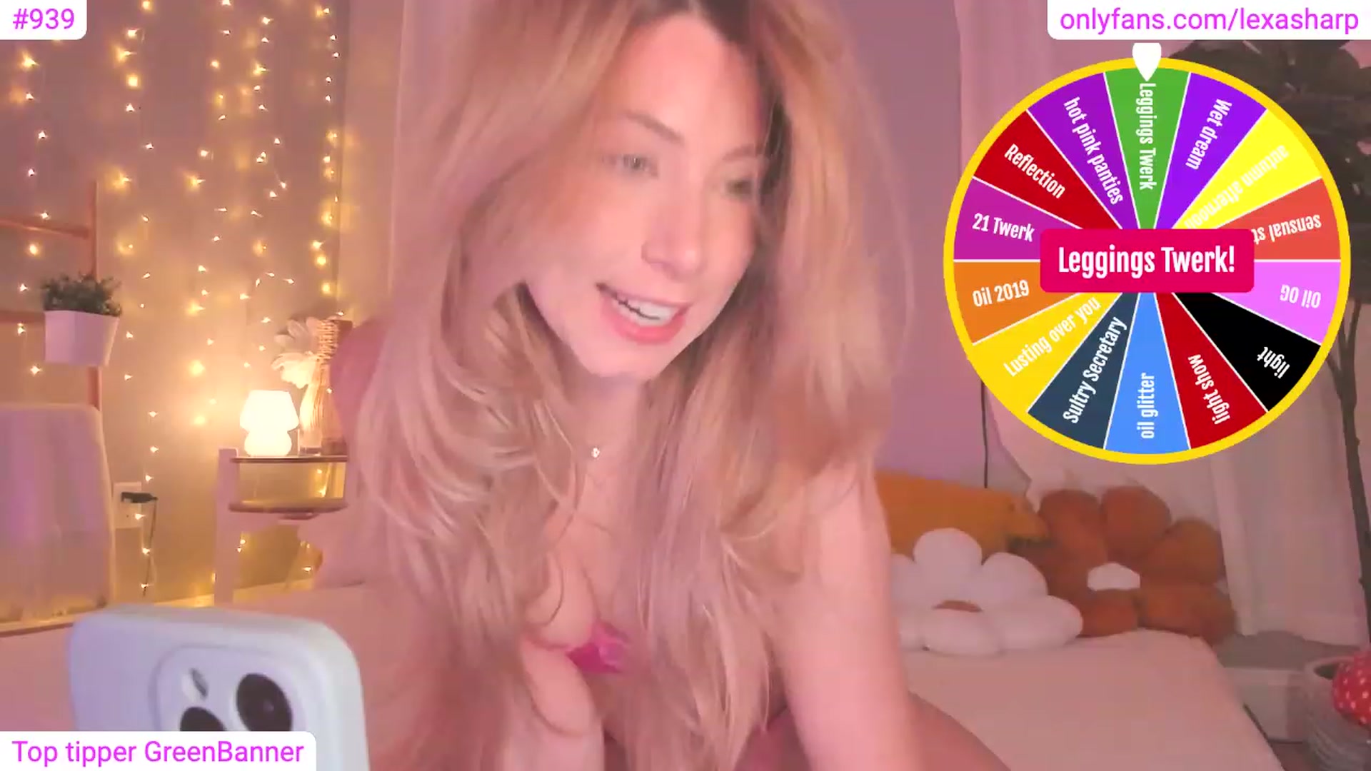 Gallery image thumbnail from alexasharp's myfreecams stream on, 09/27/2023, 01:50 image 3 of 20