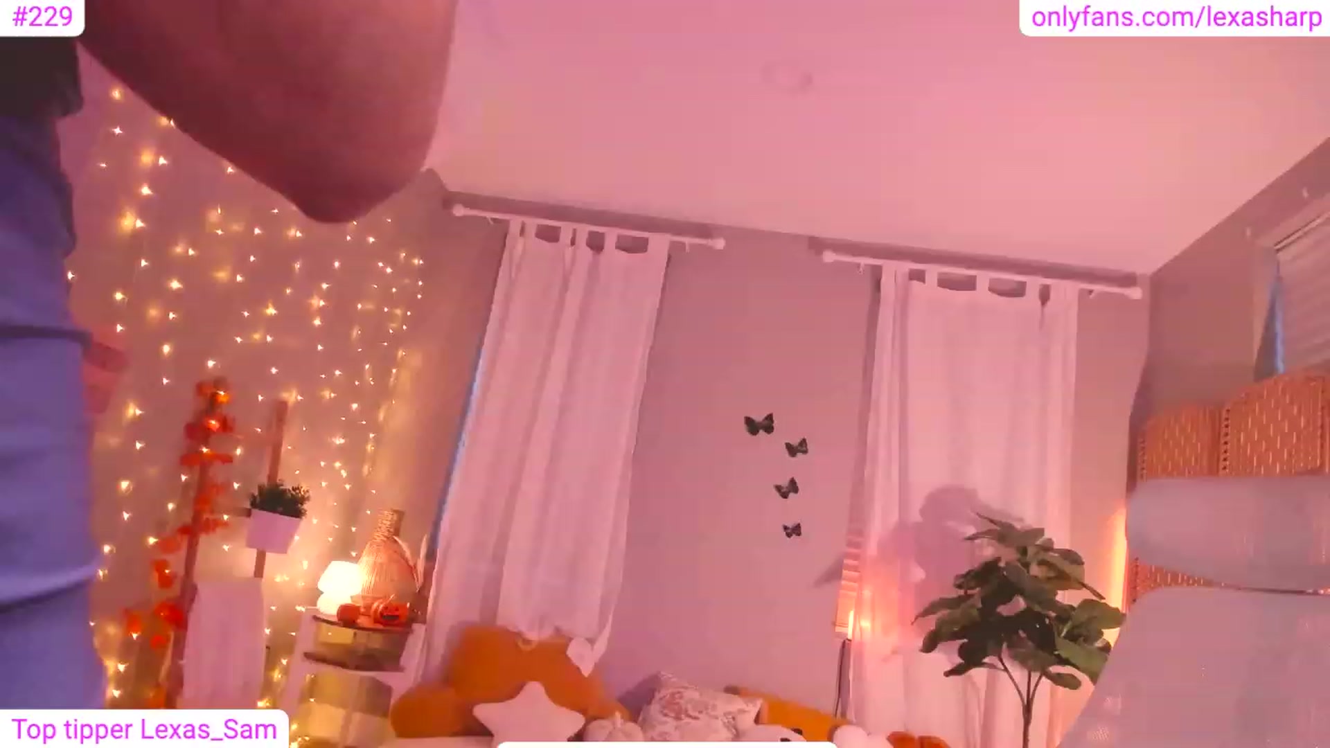 Gallery image thumbnail from alexasharp's myfreecams stream on, 10/05/2023, 23:25 image 14 of 20