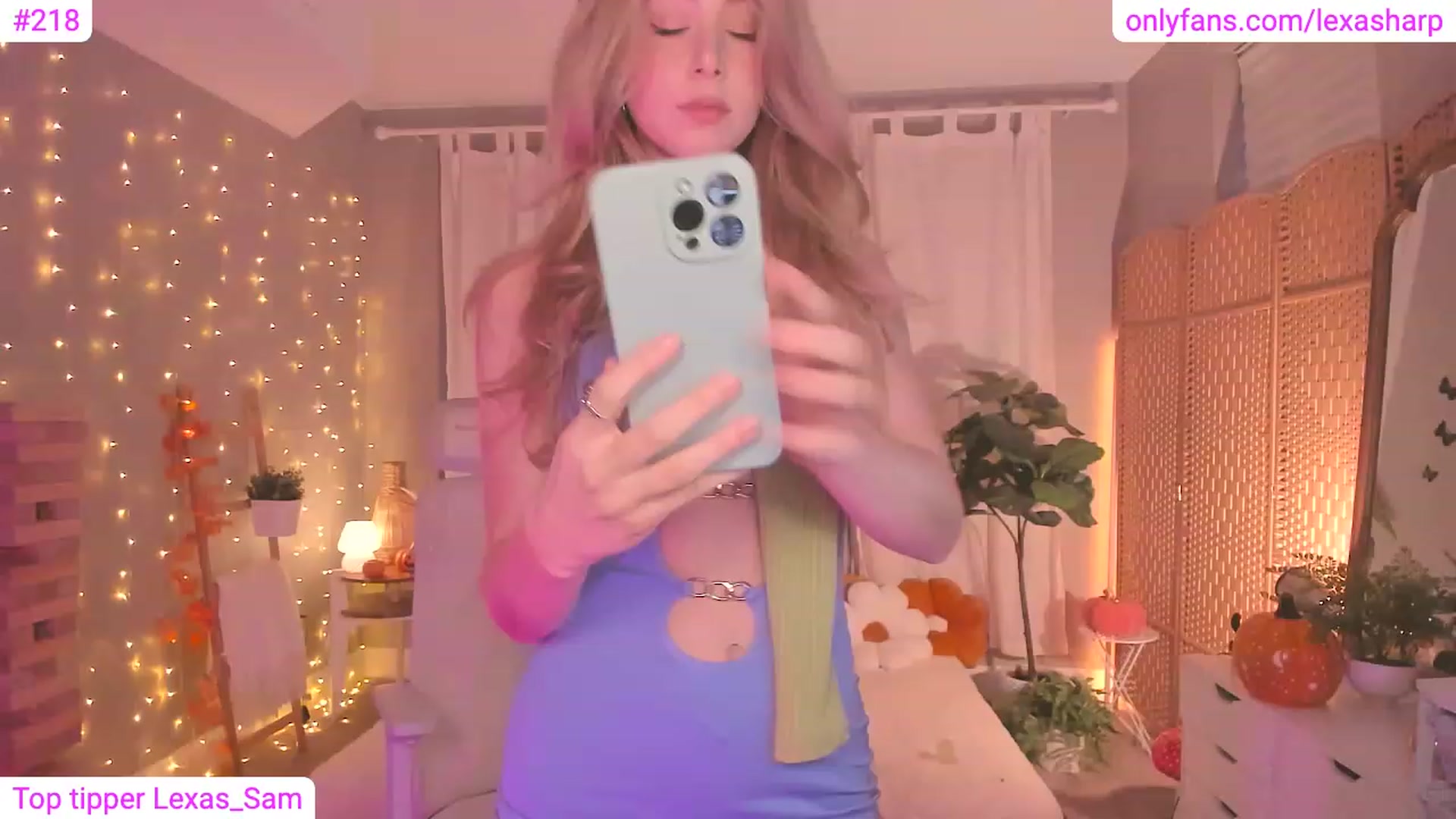 Gallery image thumbnail from alexasharp's myfreecams stream on, 10/05/2023, 23:25 image 20 of 20