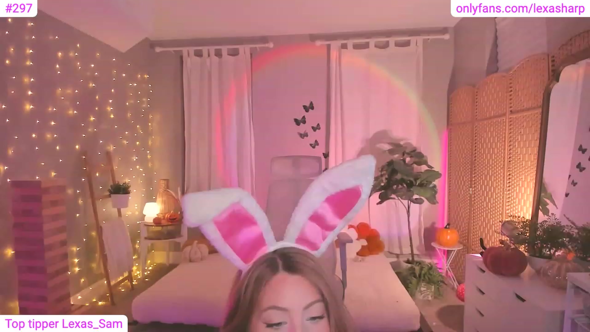 Gallery image thumbnail from alexasharp's myfreecams stream on, 10/14/2023, 03:51 image 5 of 20
