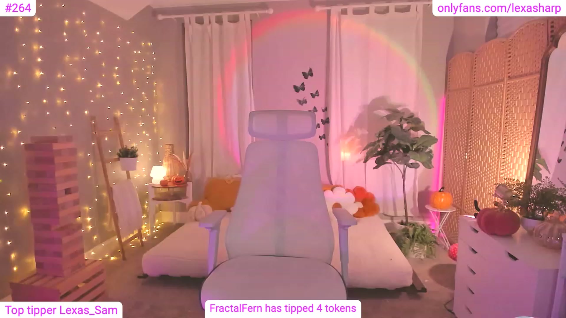 Gallery image thumbnail from alexasharp's myfreecams stream on, 10/14/2023, 03:51 image 17 of 20