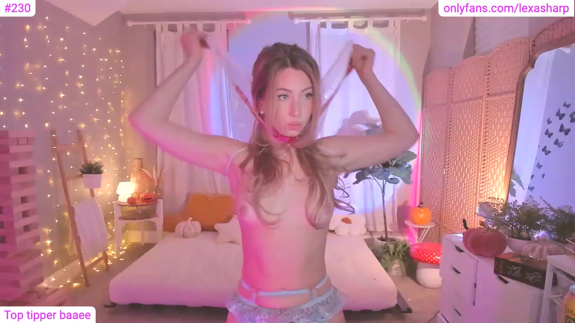 Gallery image thumbnail from alexasharp's myfreecams stream on, 10/20/2023, 01:11 image 13 of 20