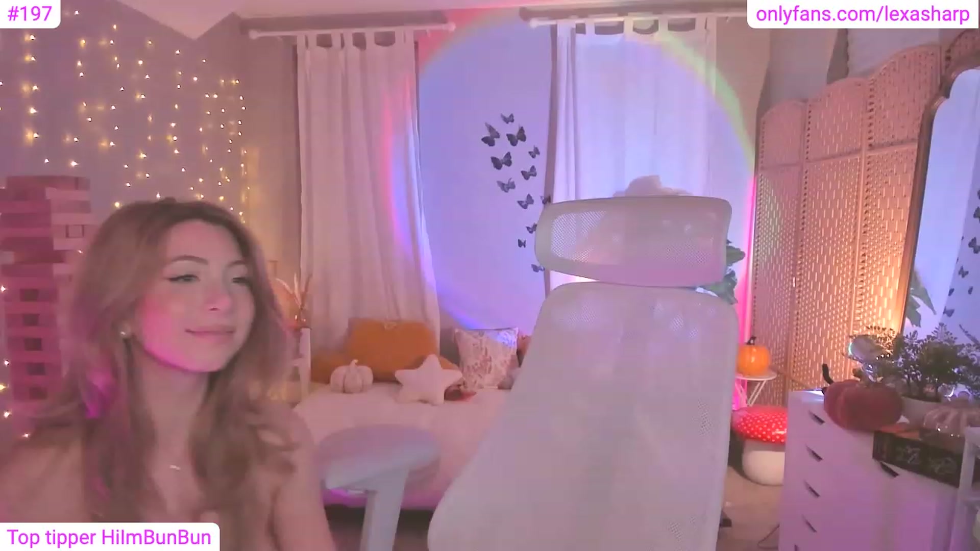 Gallery image thumbnail from alexasharp's myfreecams stream on, 10/20/2023, 02:27 image 17 of 20