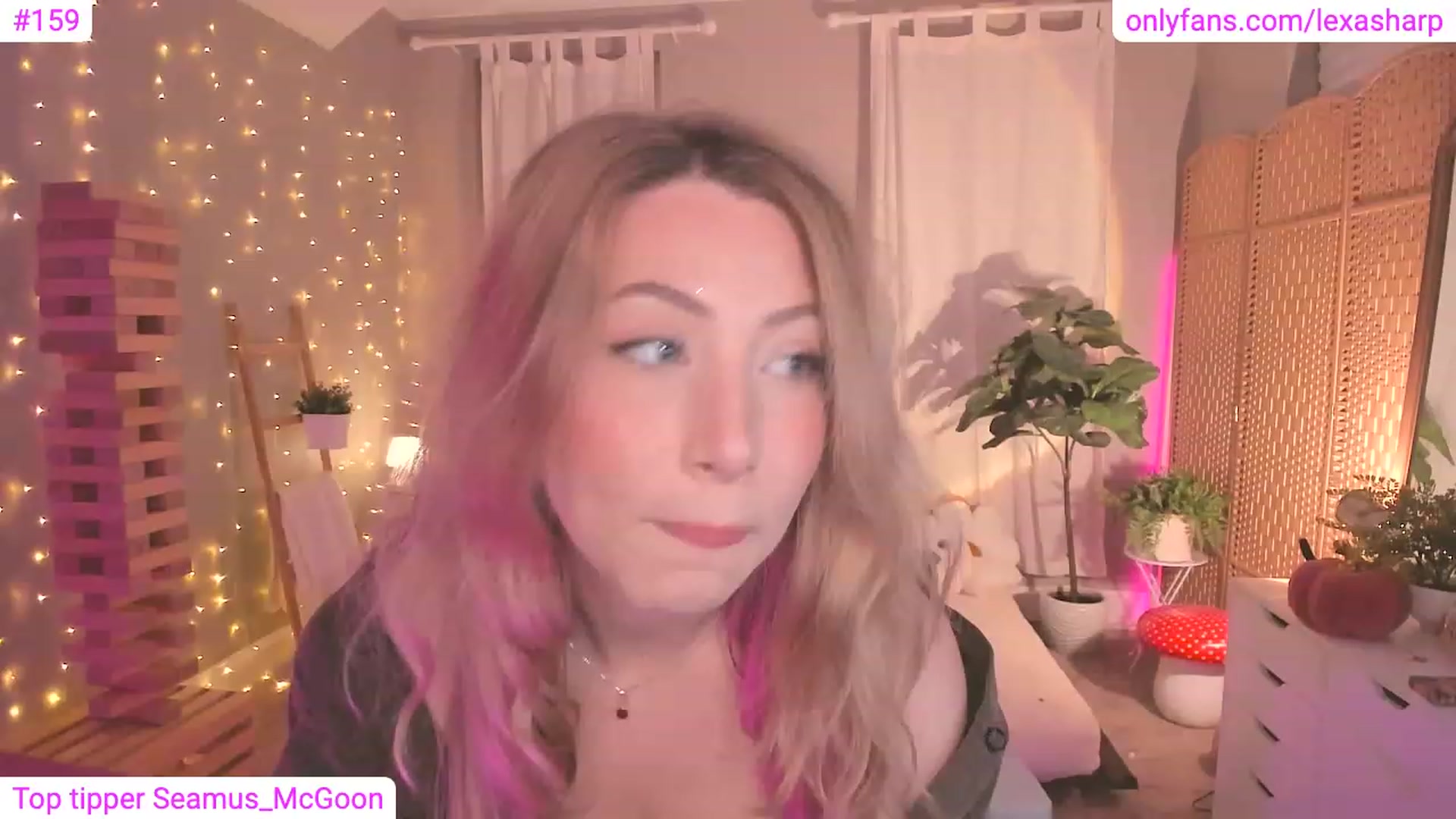 Gallery image thumbnail from alexasharp's myfreecams stream on, 10/23/2023, 23:20 image 13 of 20