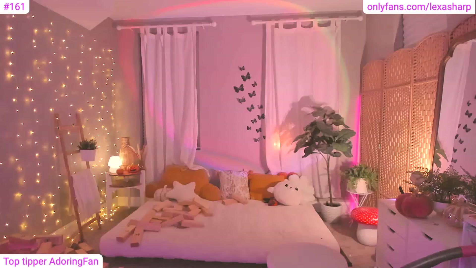 Gallery image thumbnail from alexasharp's myfreecams stream on, 10/26/2023, 01:25 image 17 of 20