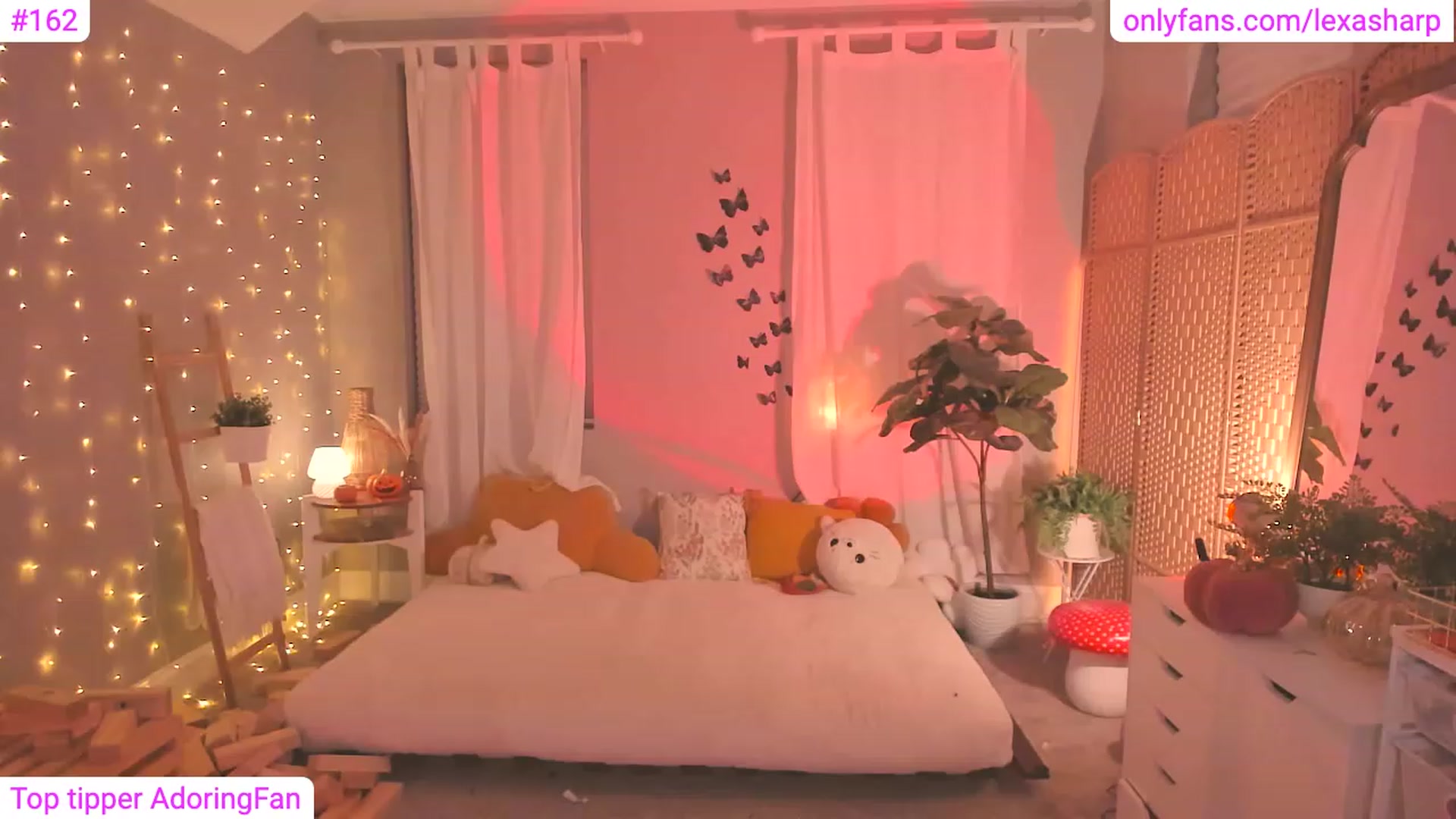 Gallery image thumbnail from alexasharp's myfreecams stream on, 10/27/2023, 02:37 image 4 of 20