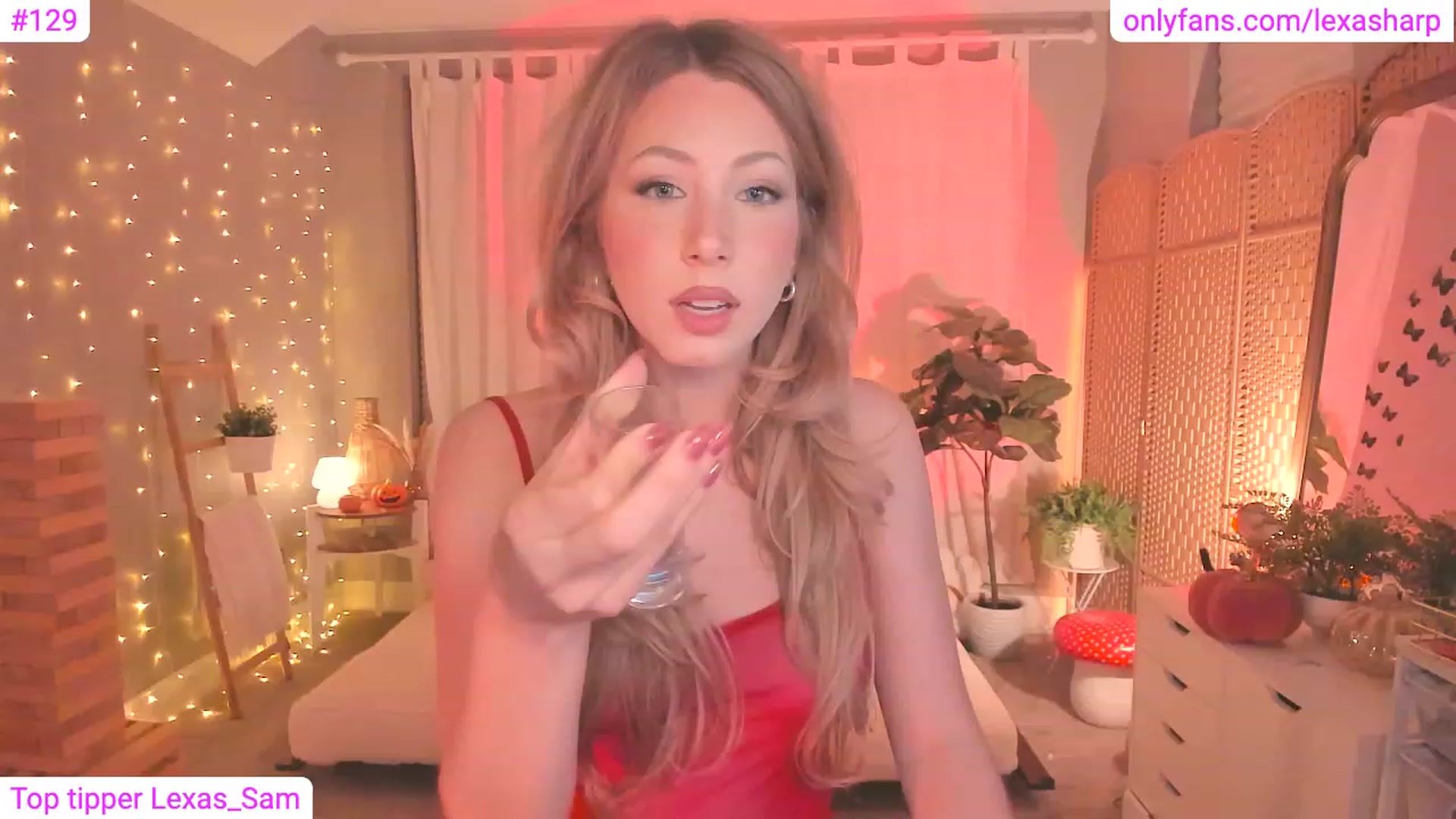 Gallery image thumbnail from alexasharp's myfreecams stream on, 10/28/2023, 01:08 image 14 of 20