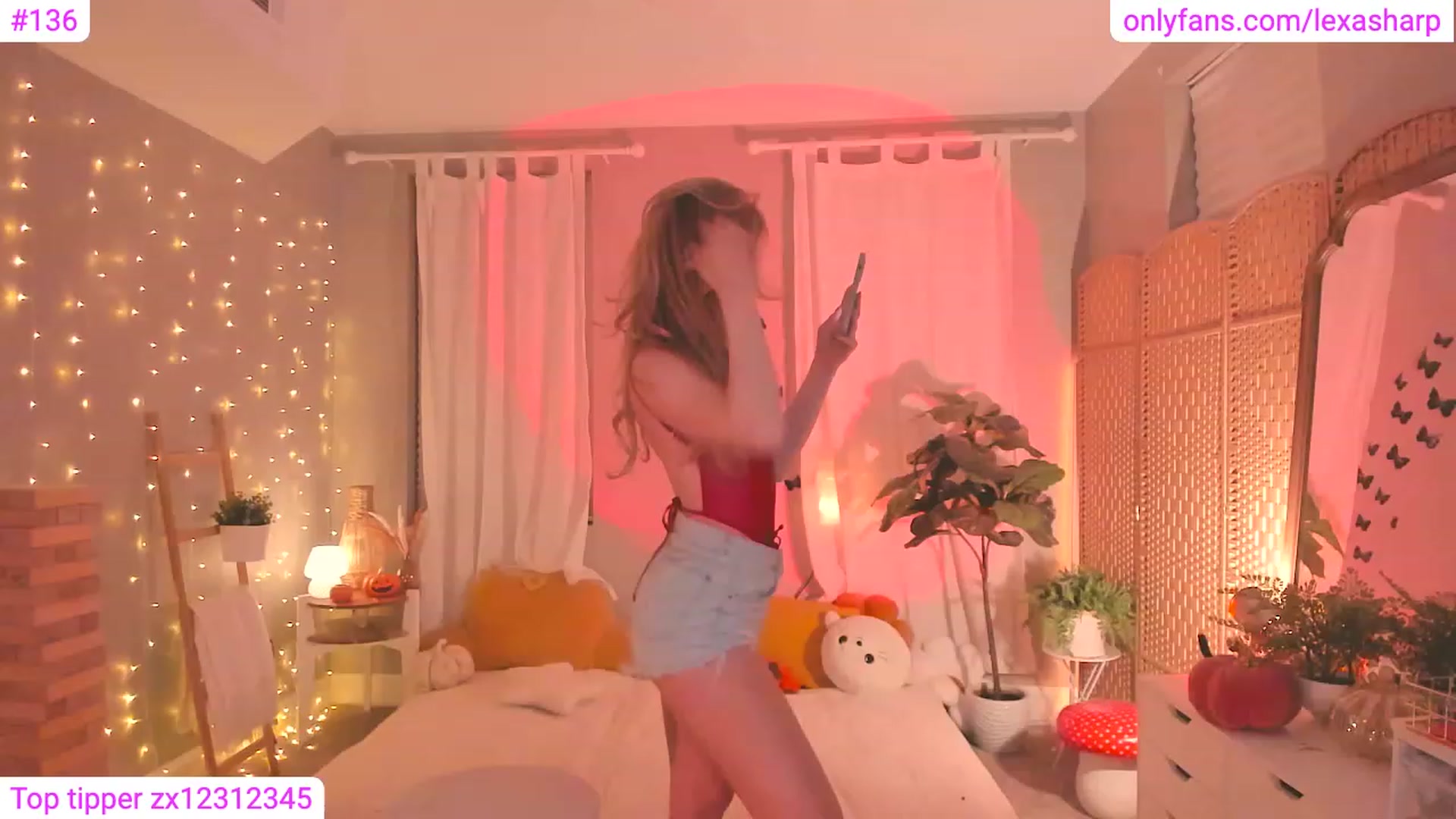 Gallery image thumbnail from alexasharp's myfreecams stream on, 10/28/2023, 01:08 image 3 of 20