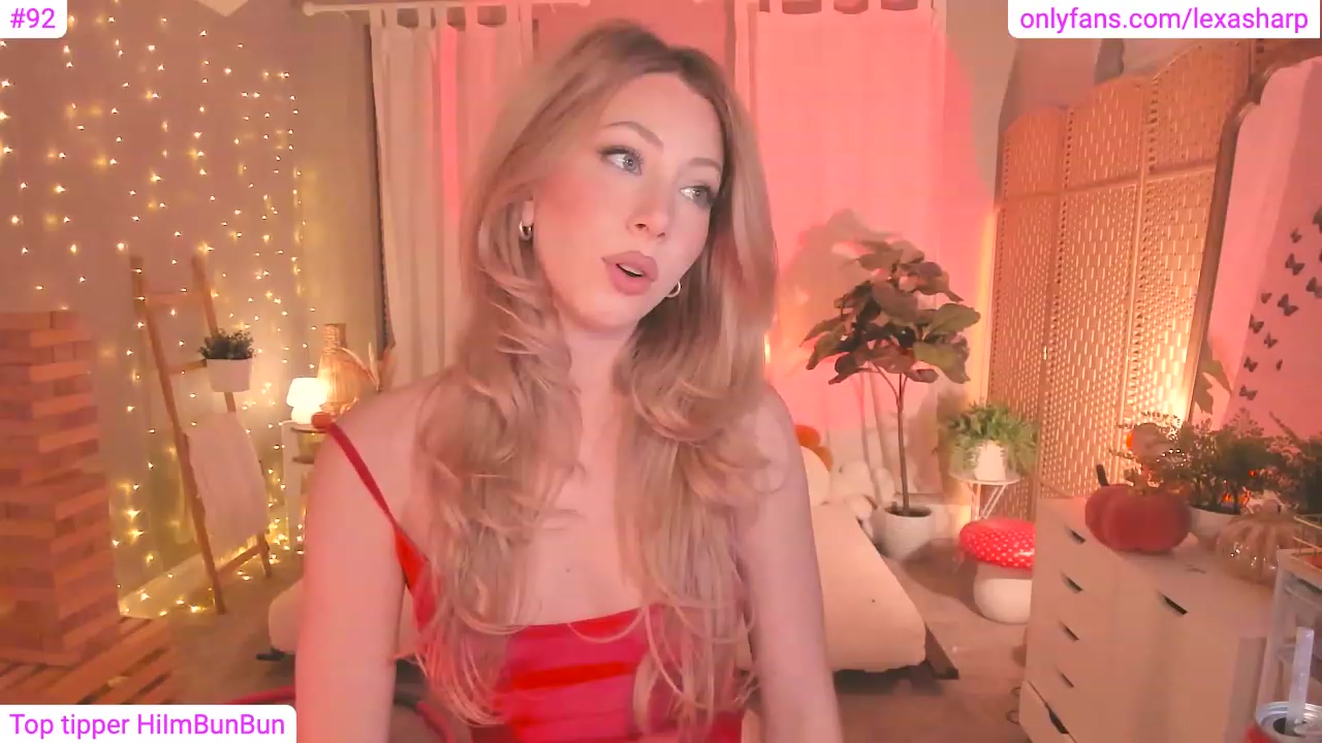 Gallery image thumbnail from alexasharp's myfreecams stream on, 10/28/2023, 03:49 image 17 of 20