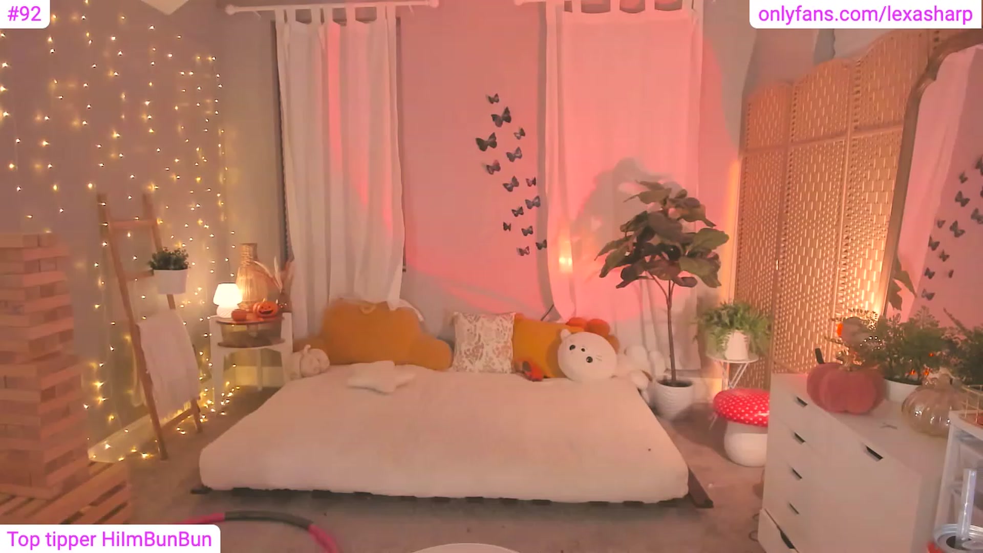 Gallery image thumbnail from alexasharp's myfreecams stream on, 10/28/2023, 03:49 image 16 of 20