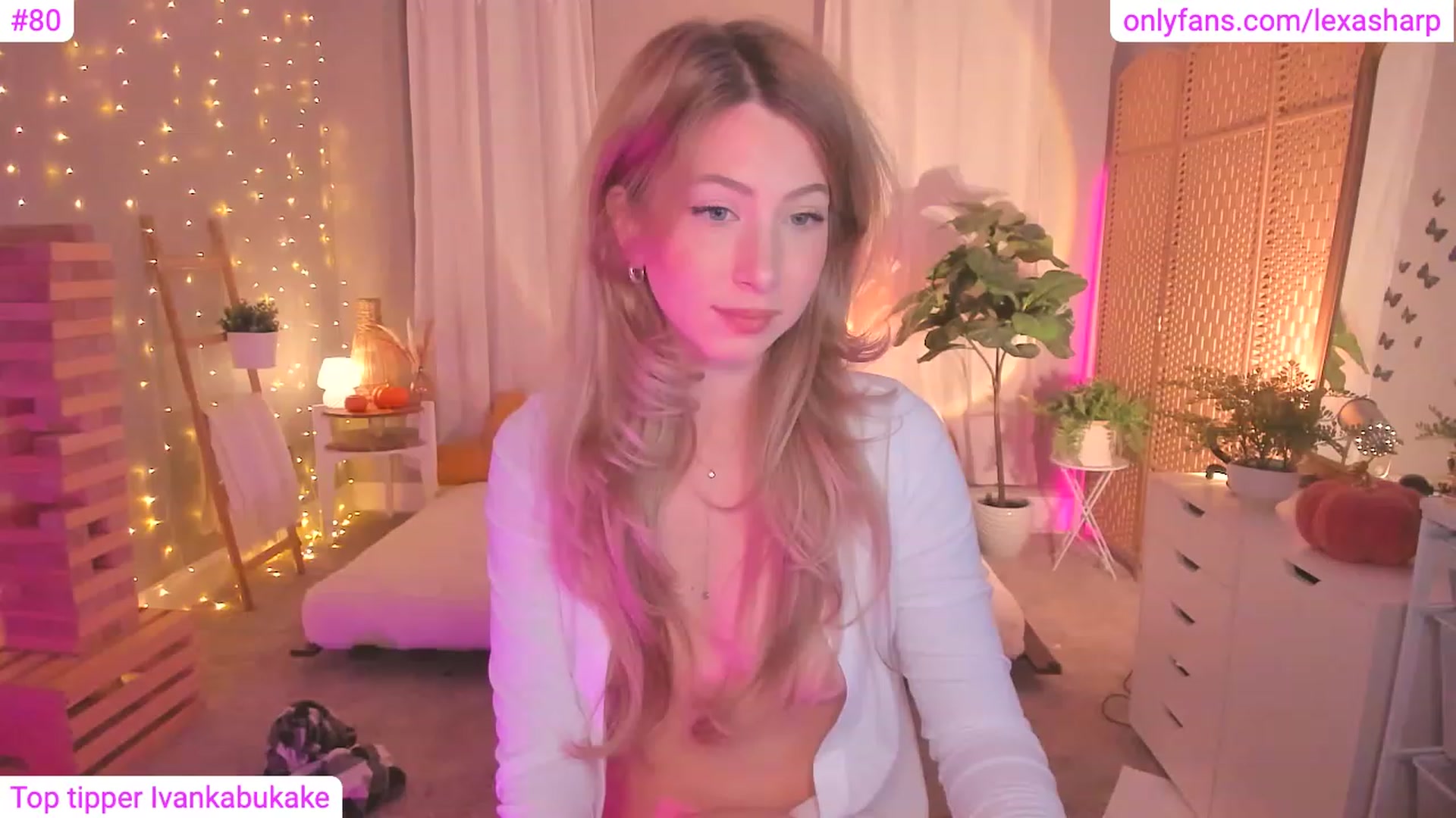 Gallery image thumbnail from alexasharp's myfreecams stream on, 11/11/2023, 06:21 image 2 of 20