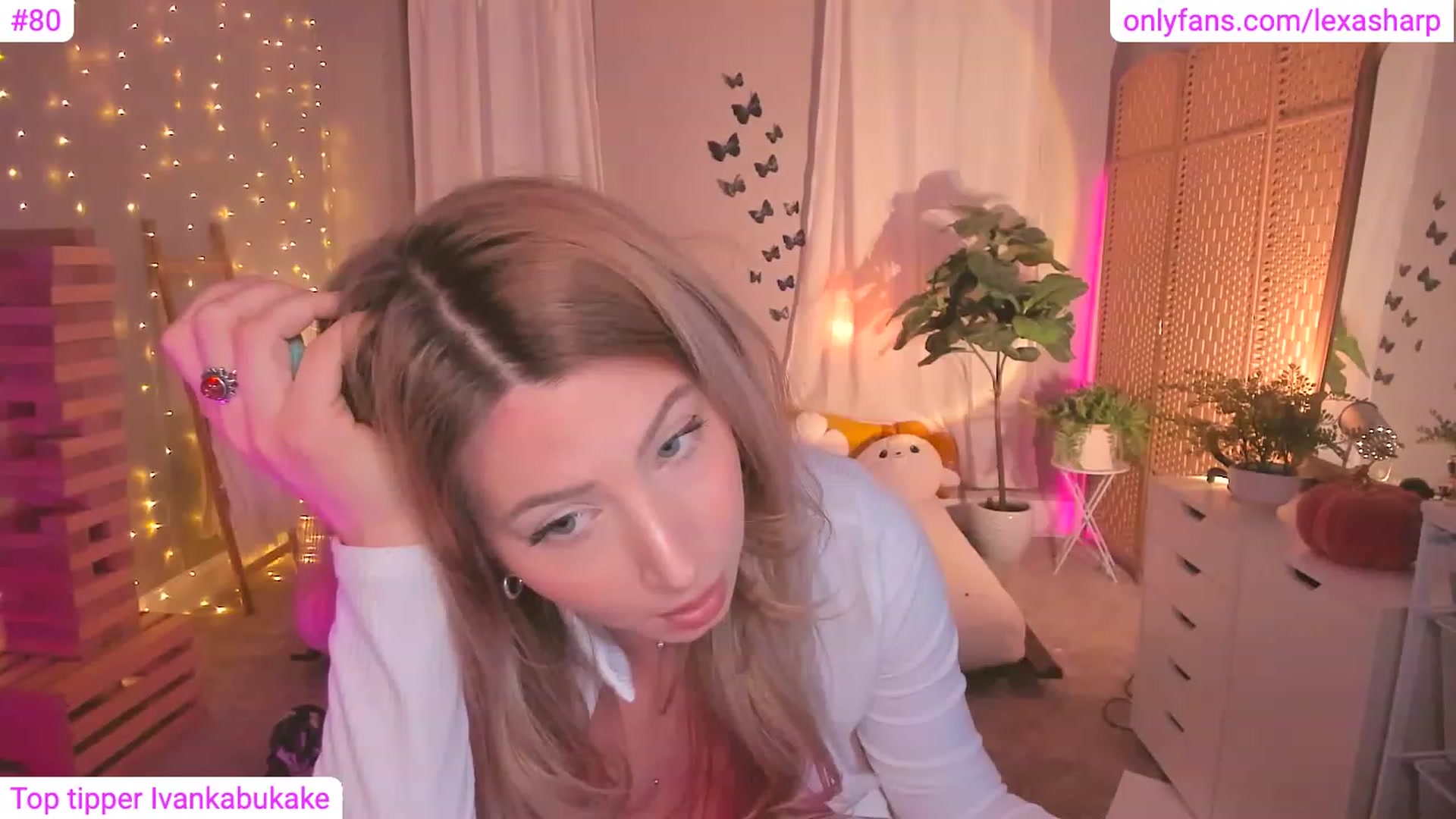 Gallery image thumbnail from alexasharp's myfreecams stream on, 11/11/2023, 06:21 image 9 of 20