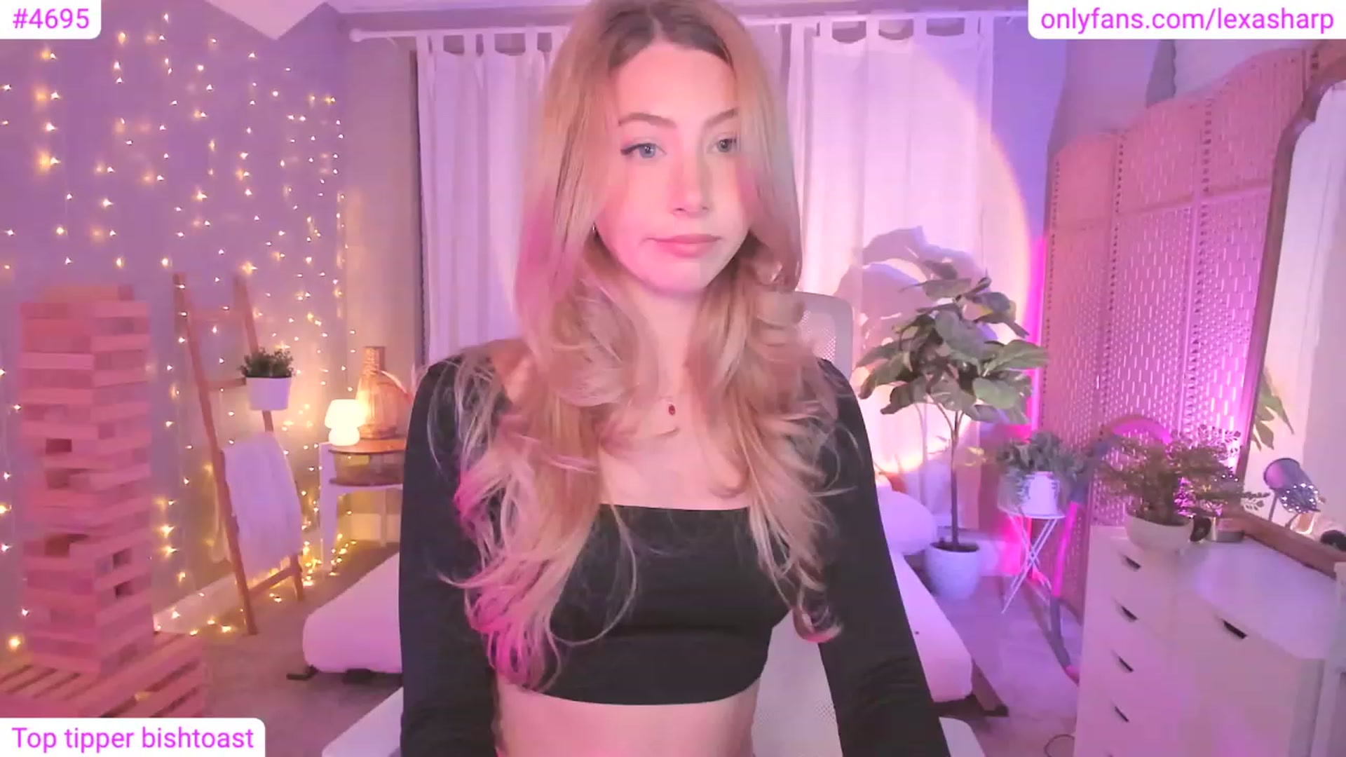 Gallery image thumbnail from alexasharp's myfreecams stream on, 12/05/2023, 24:50 image 5 of 20