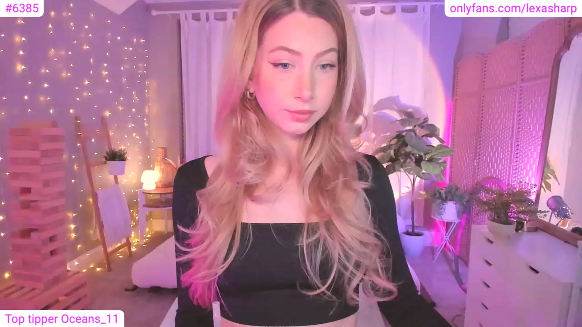 Gallery image thumbnail from alexasharp's myfreecams stream on, 12/05/2023, 24:50 image 1 of 20