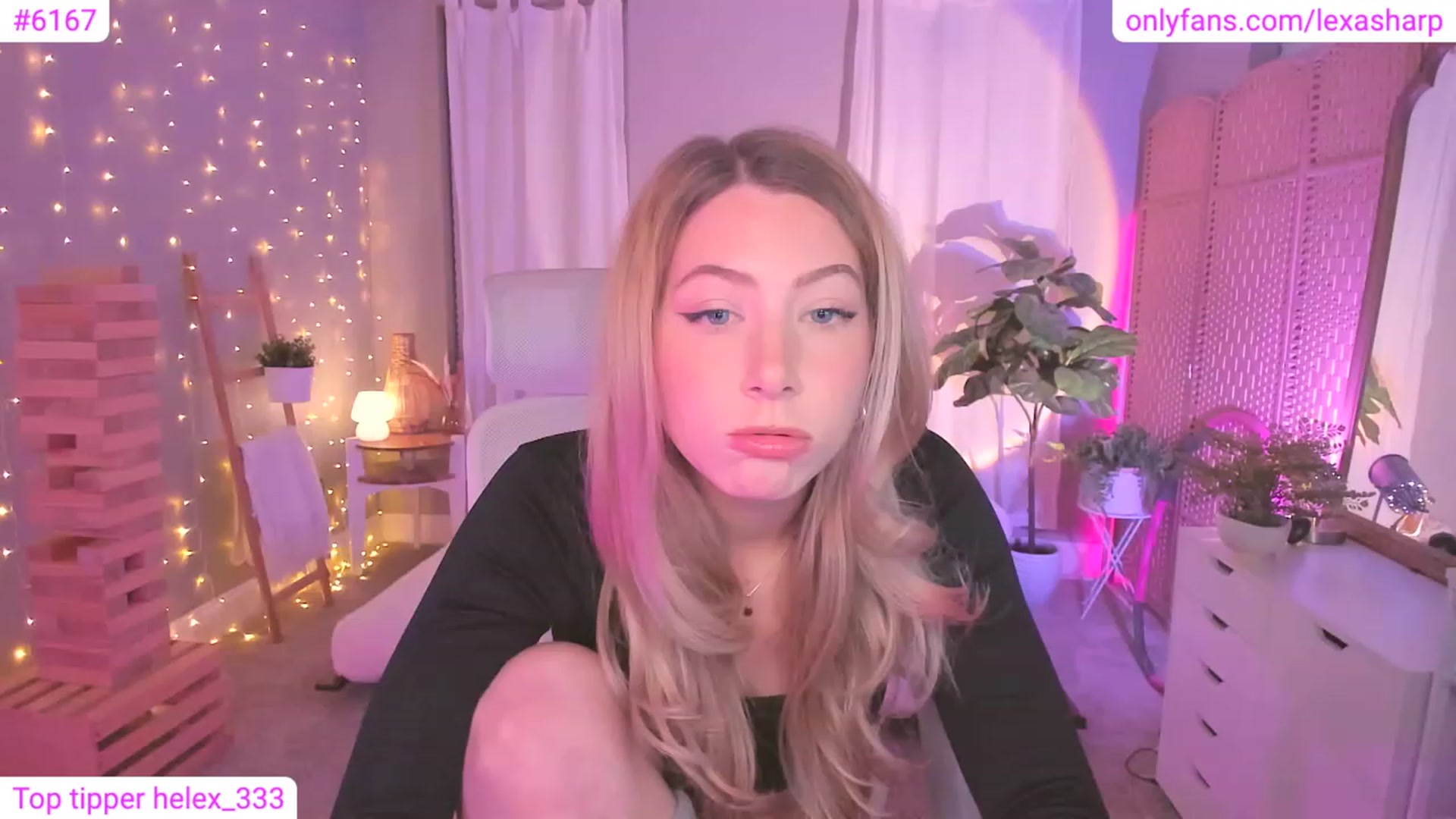 Gallery image thumbnail from alexasharp's myfreecams stream on, 12/05/2023, 24:50 image 3 of 20