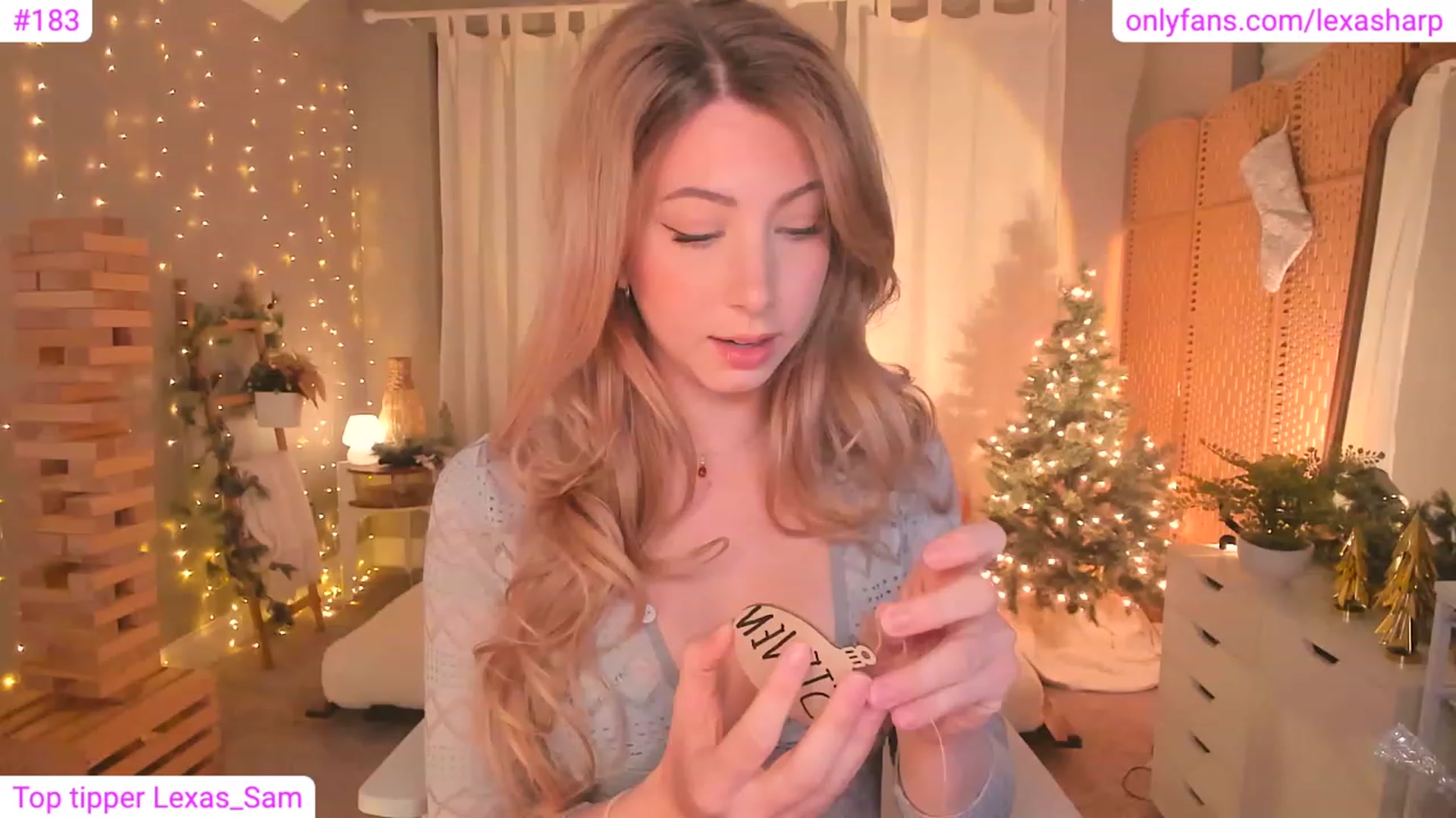 Gallery image thumbnail from alexasharp's myfreecams stream on, 12/06/2023, 23:38 image 4 of 20