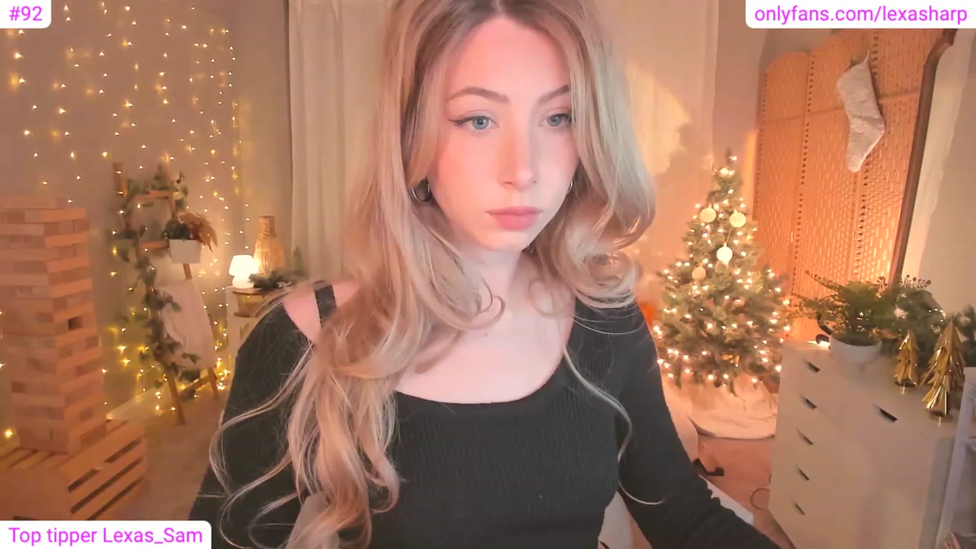Gallery image thumbnail from alexasharp's myfreecams stream on, 12/08/2023, 24:40 image 10 of 20