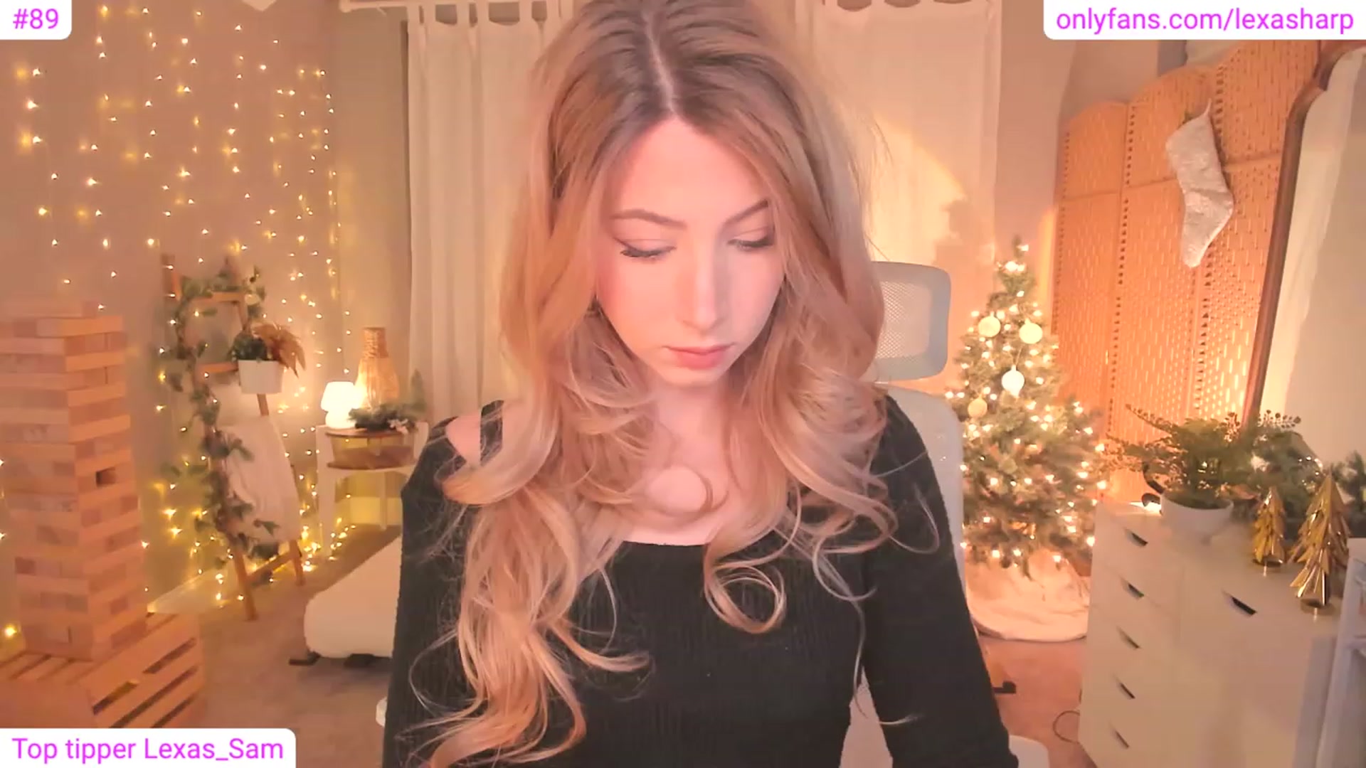 Gallery image thumbnail from alexasharp's myfreecams stream on, 12/08/2023, 24:40 image 13 of 20