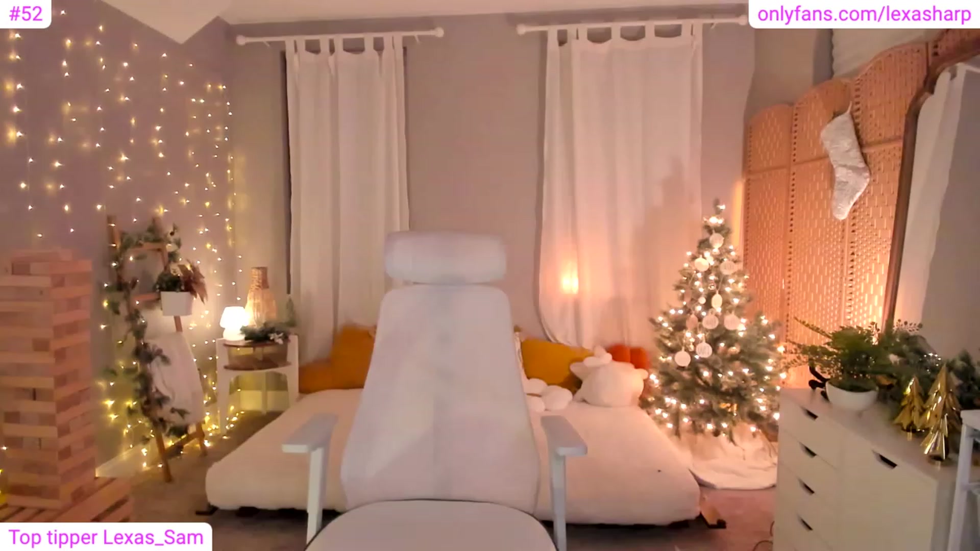 Gallery image thumbnail from alexasharp's myfreecams stream on, 12/14/2023, 02:25 image 14 of 20
