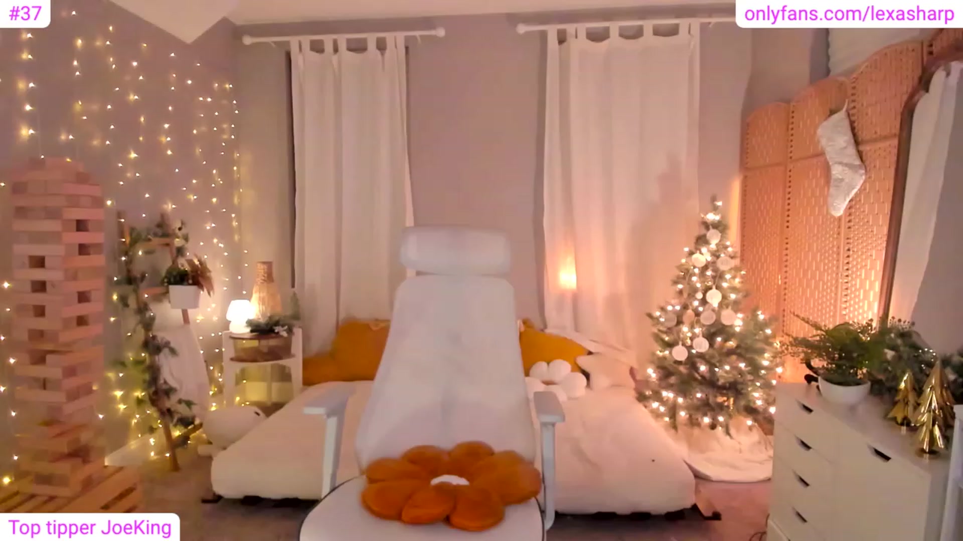 Gallery image thumbnail from alexasharp's myfreecams stream on, 12/16/2023, 05:10 image 20 of 20