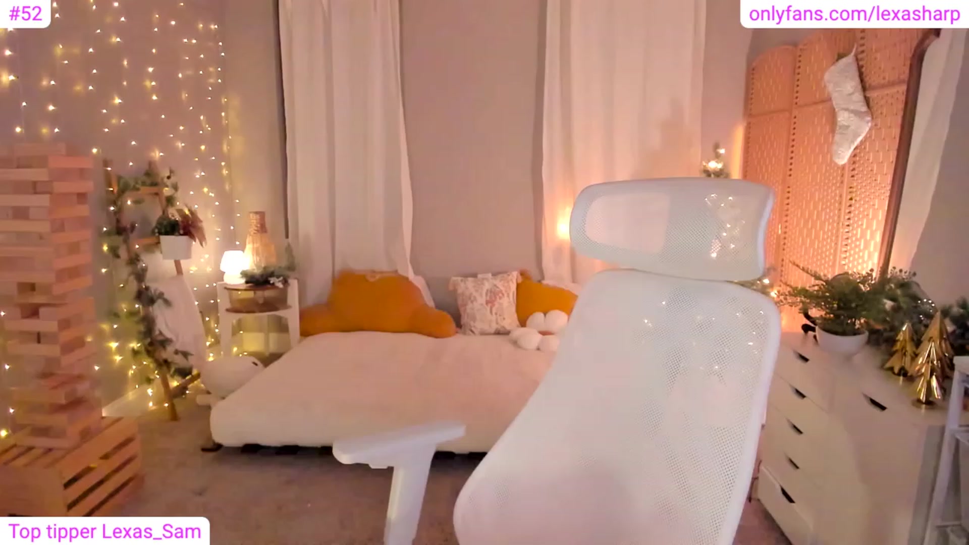 Gallery image thumbnail from alexasharp's myfreecams stream on, 12/16/2023, 05:10 image 9 of 20