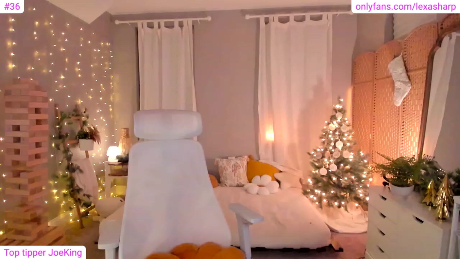 Gallery image thumbnail from alexasharp's myfreecams stream on, 12/16/2023, 08:04 image 4 of 20