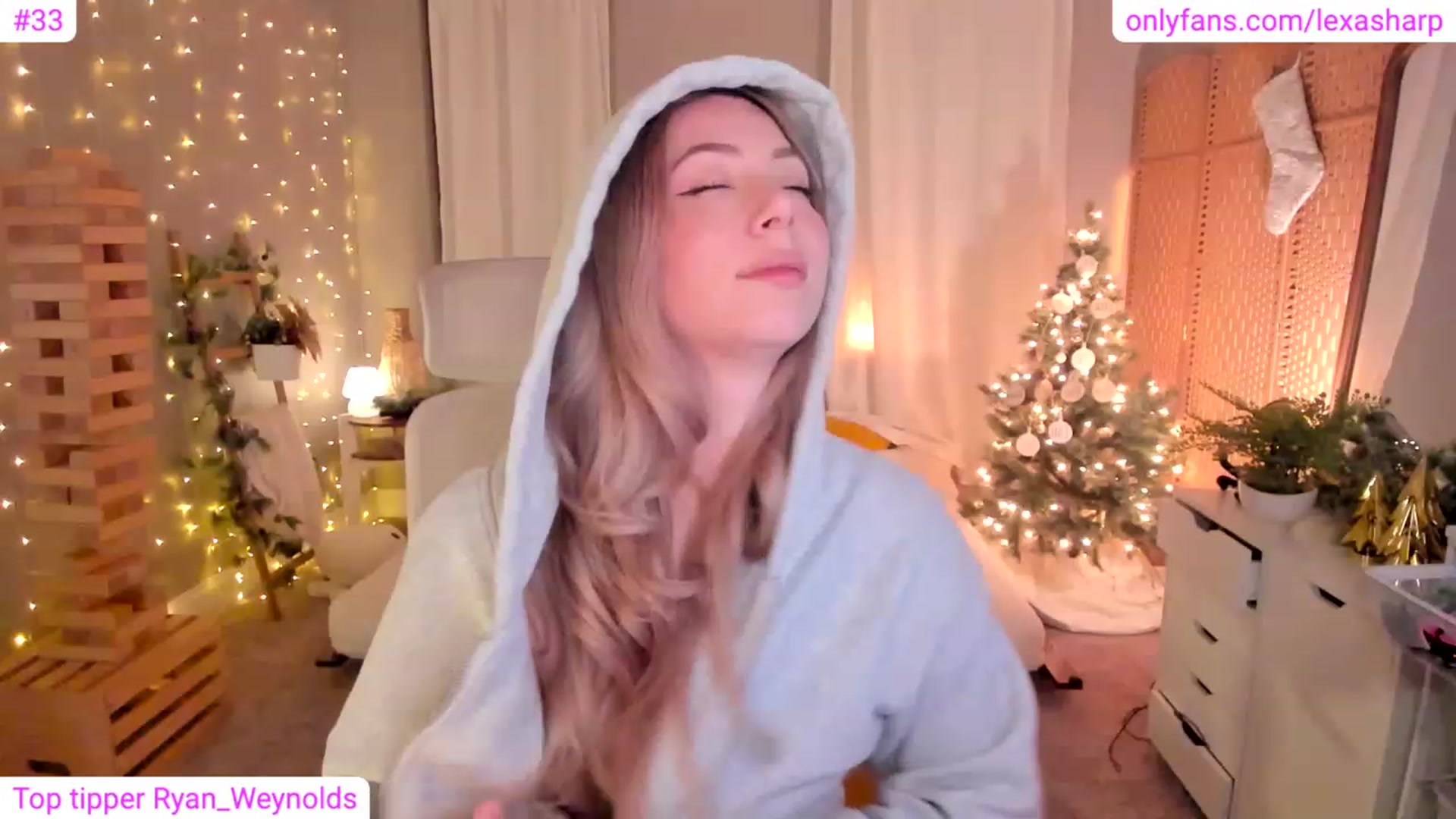 Gallery image thumbnail from alexasharp's myfreecams stream on, 12/16/2023, 08:30 image 20 of 20