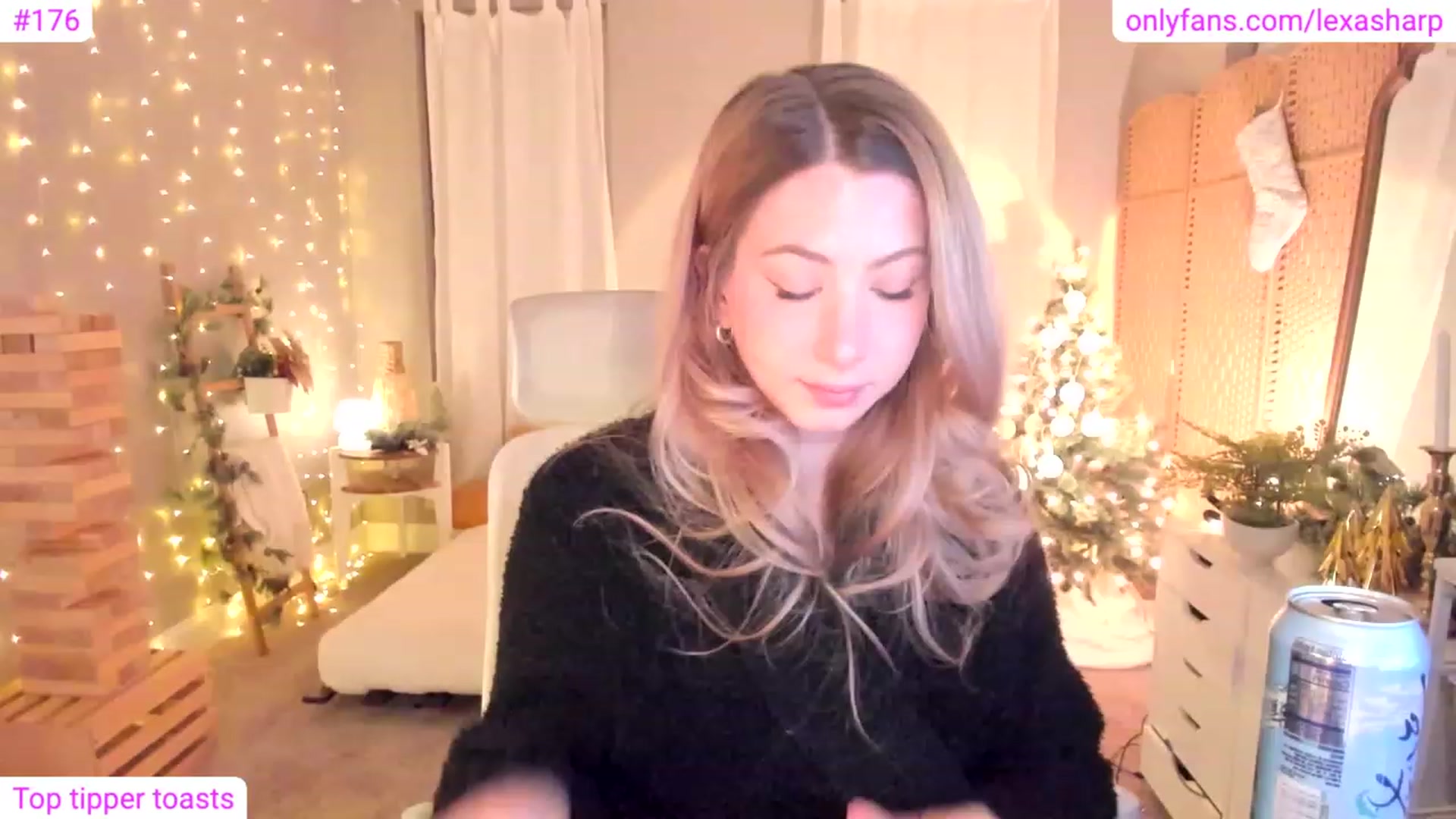 Gallery image thumbnail from alexasharp's myfreecams stream on, 01/06/2024, 05:03 image 16 of 20